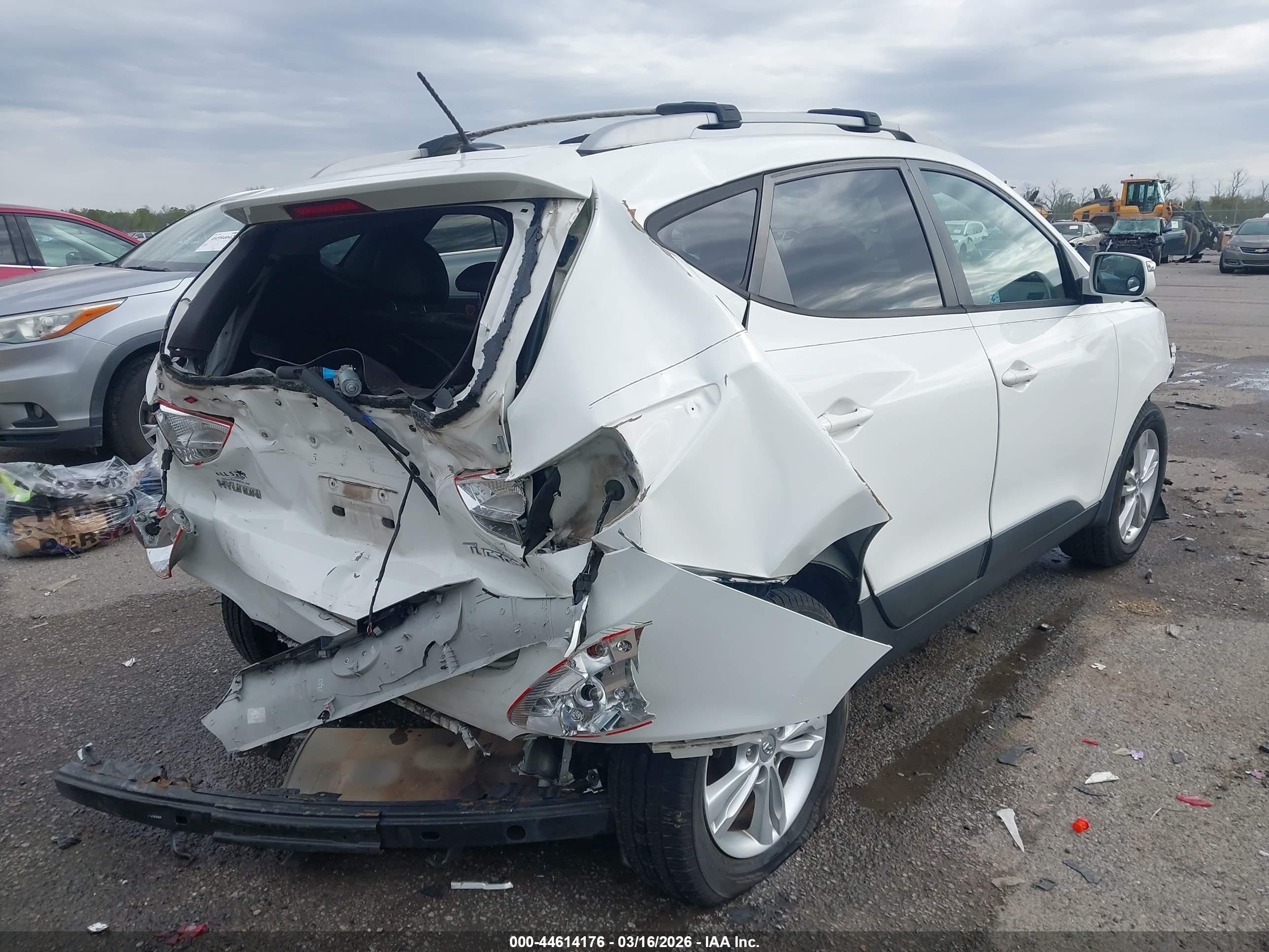 2013 Hyundai Tucson Gls Белый vin: KM8JU3AC5DU663030