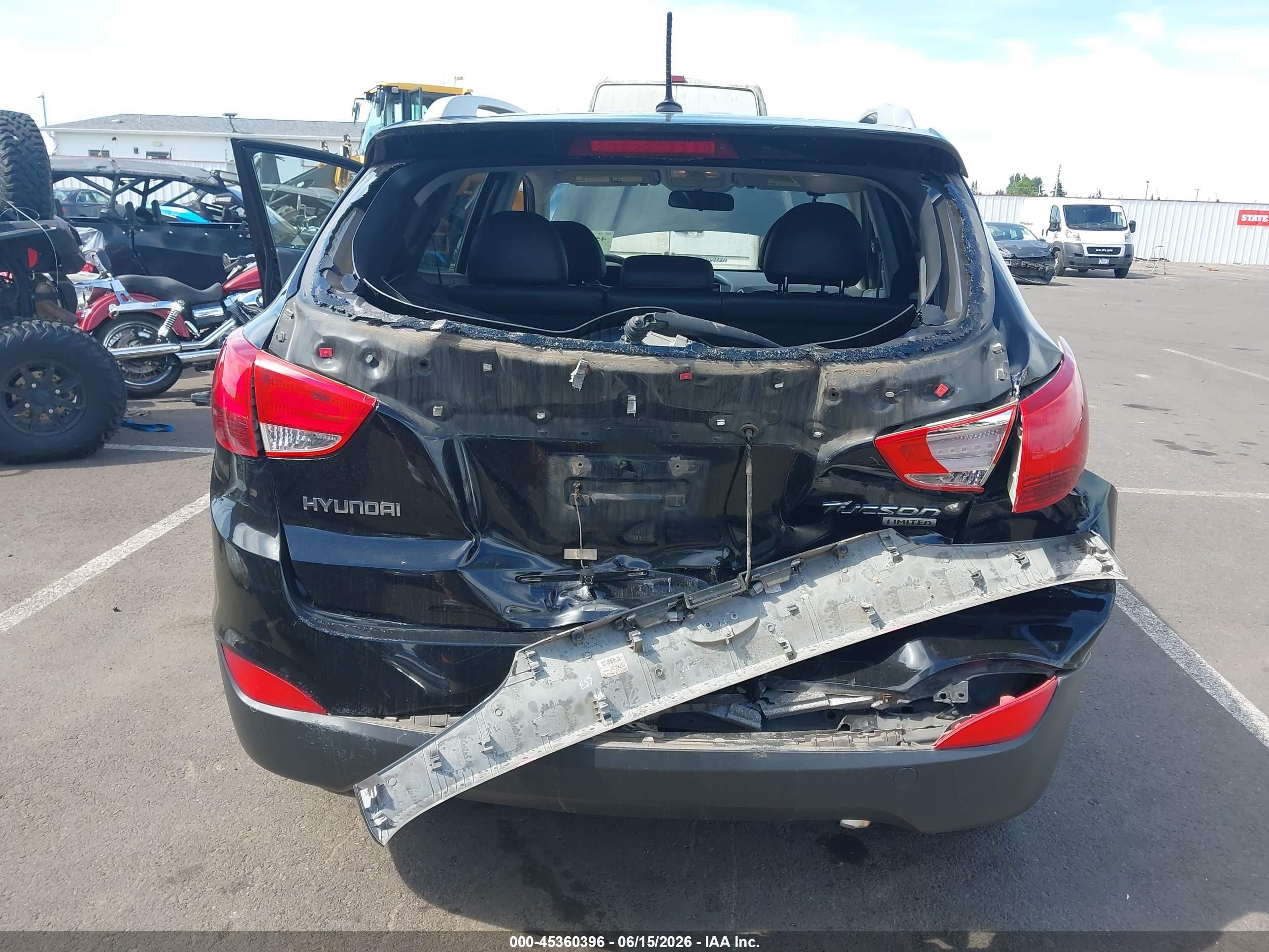 2010 Hyundai Tucson Limited Black vin: KM8JU3AC6AU041712