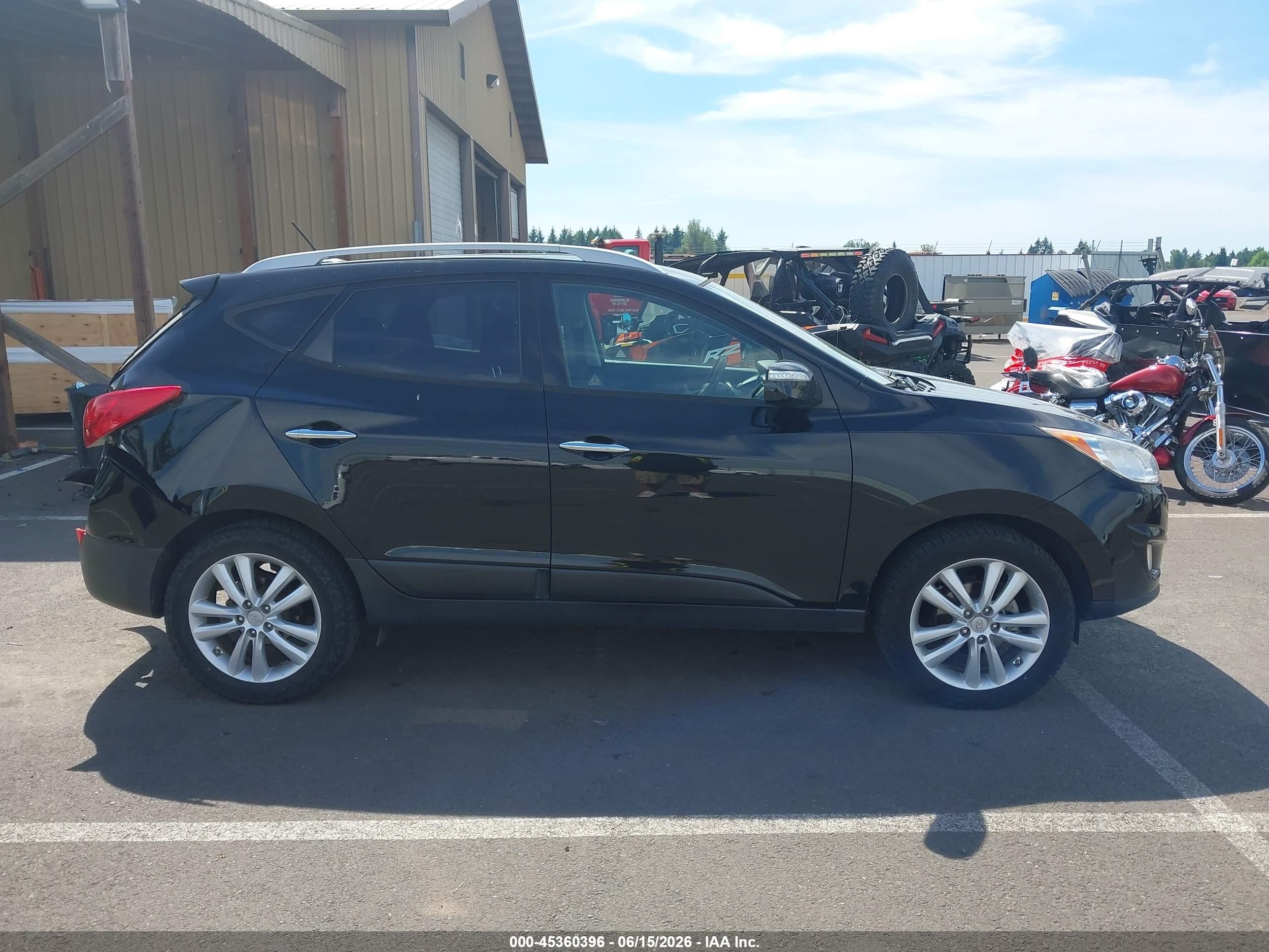 2010 Hyundai Tucson Limited Black vin: KM8JU3AC6AU041712
