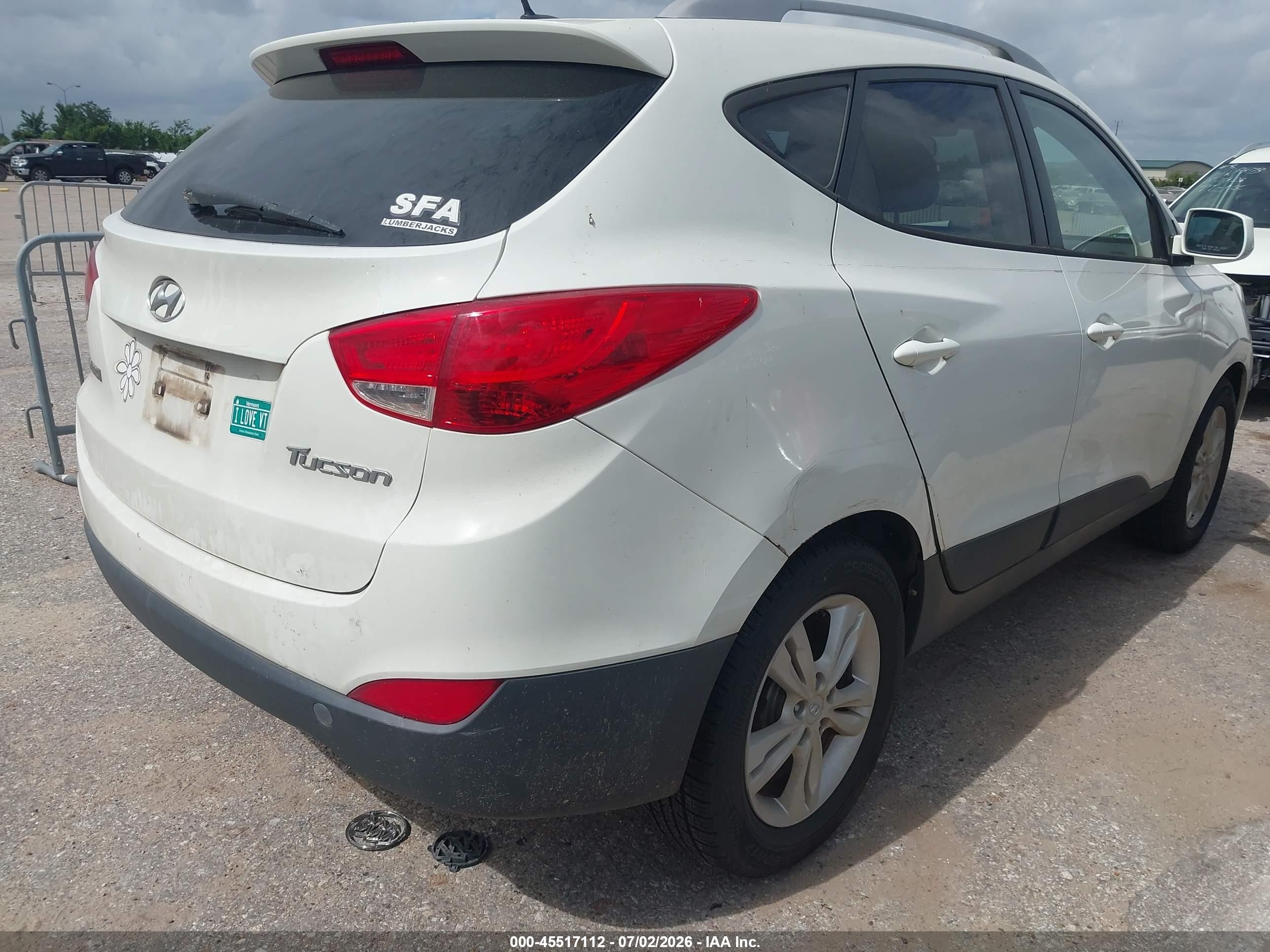 2010 Hyundai Tucson Gls White vin: KM8JU3AC6AU088741