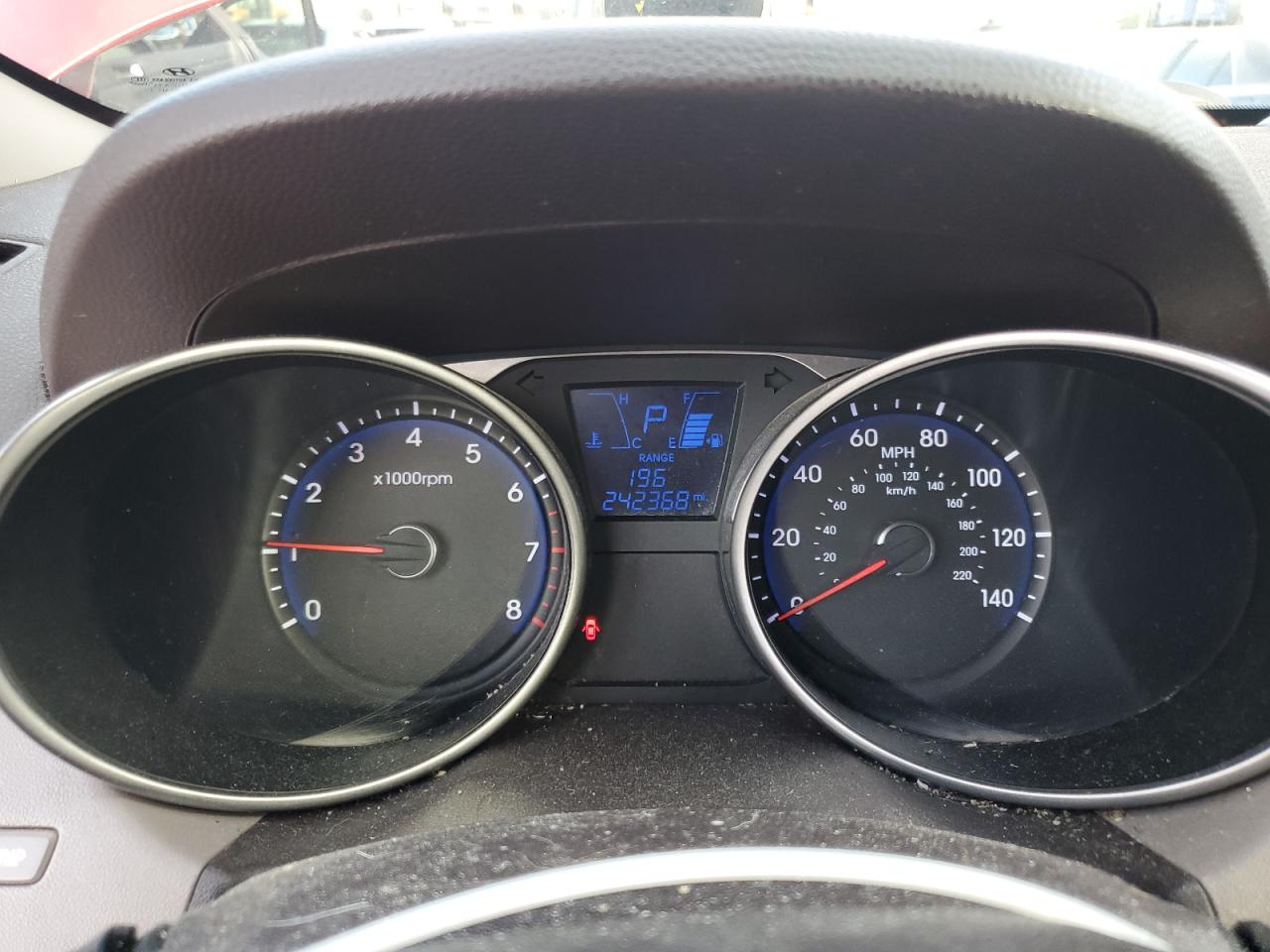 2011 Hyundai Tucson Limited Maroon vin: KM8JU3AC6BU170440