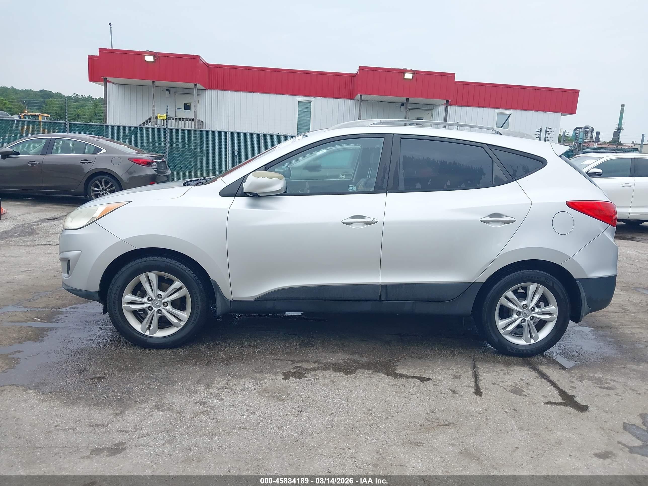 2011 Hyundai Tucson Gls Silver vin: KM8JU3AC6BU192504