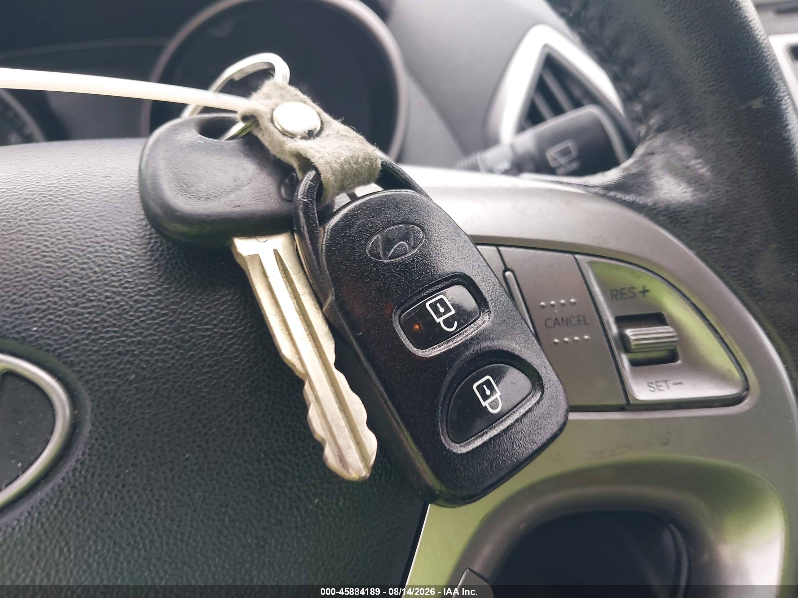 2011 Hyundai Tucson Gls Silver vin: KM8JU3AC6BU192504