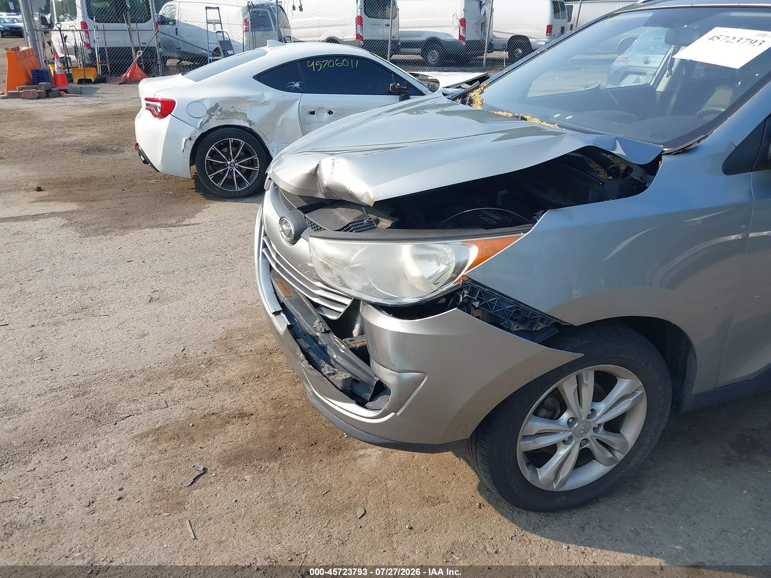 2011 Hyundai Tucson Gls Silver vin: KM8JU3AC6BU277715