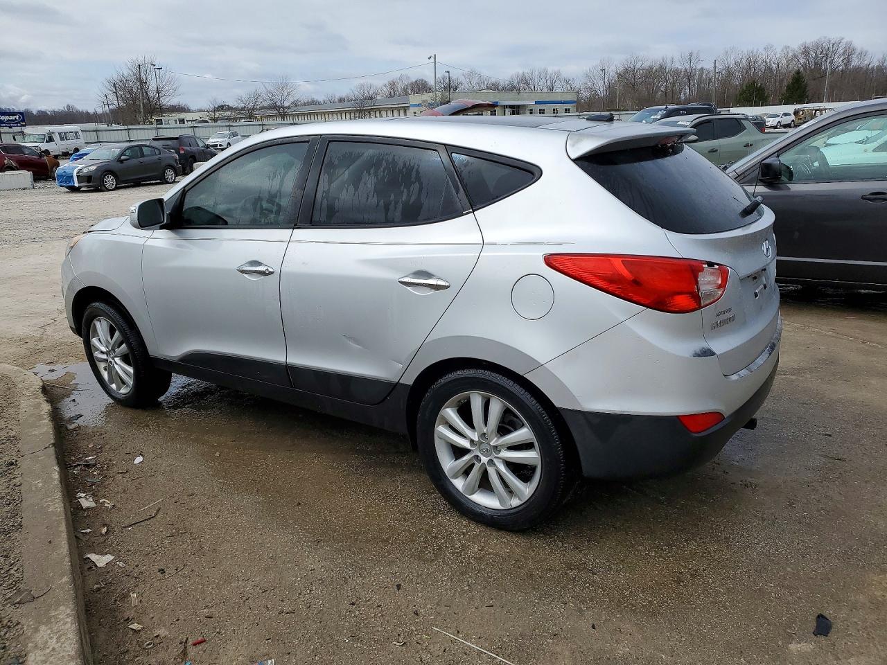 2011 Hyundai Tucson Limited Silver vin: KM8JU3AC6BU282090