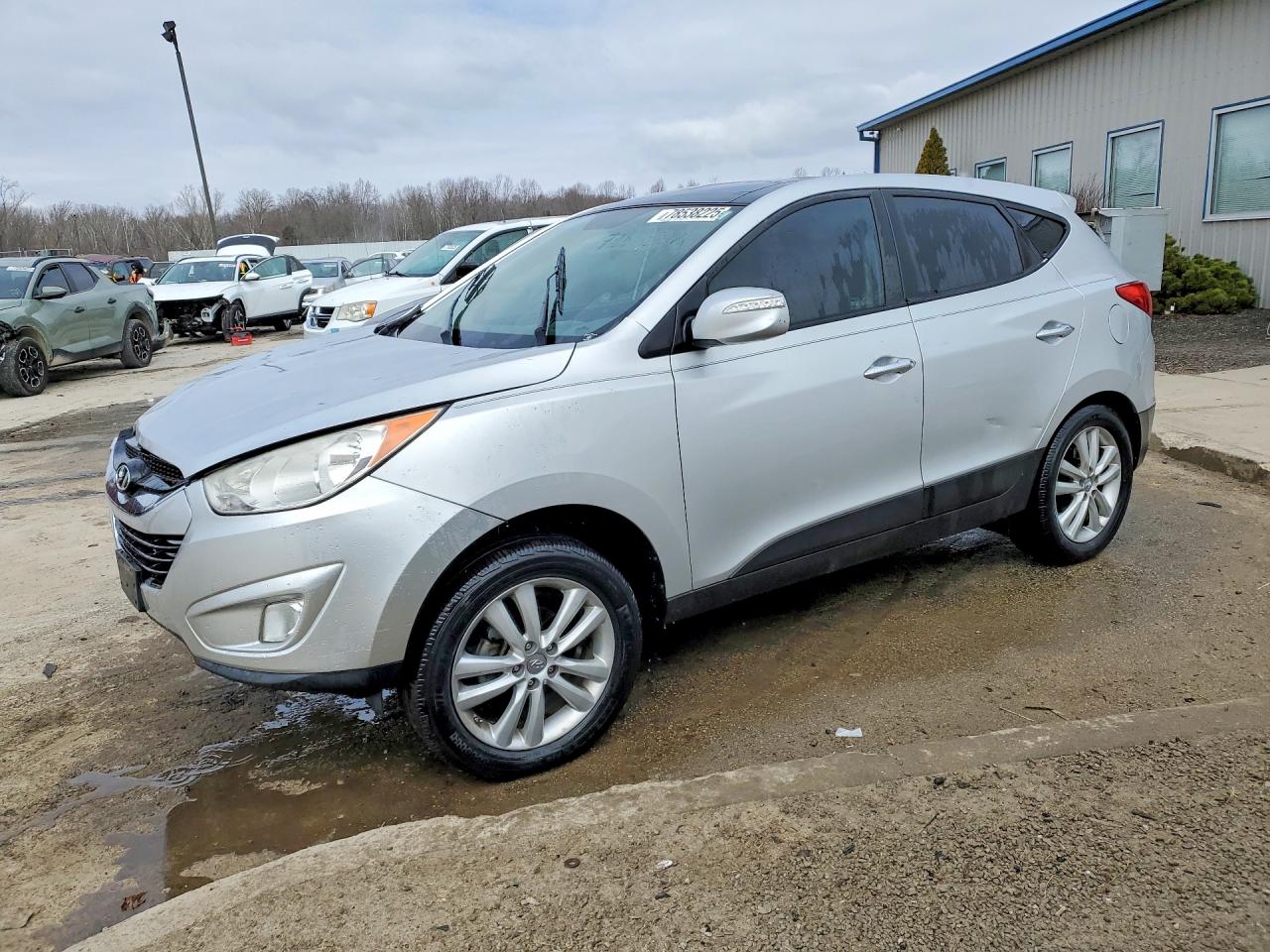 2011 Hyundai Tucson Limited Silver vin: KM8JU3AC6BU282090