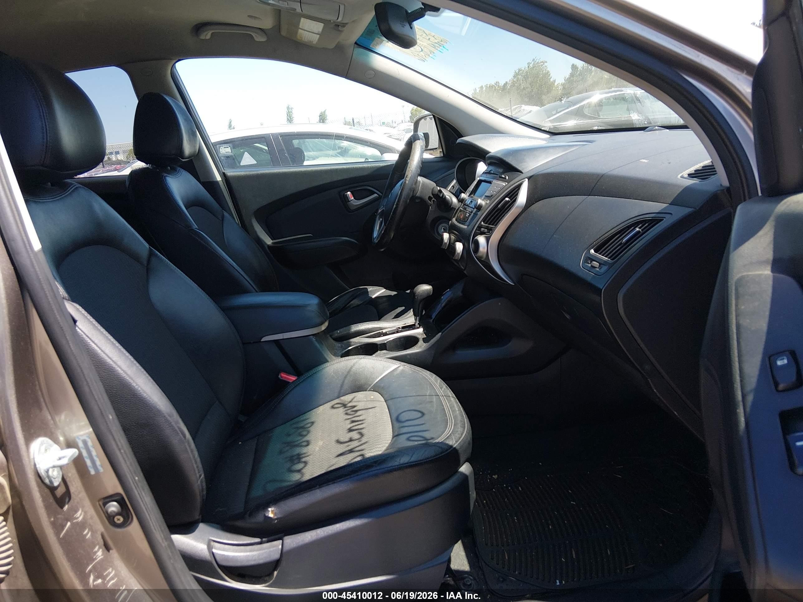 2012 Hyundai Tucson Gls Brown vin: KM8JU3AC6CU364371