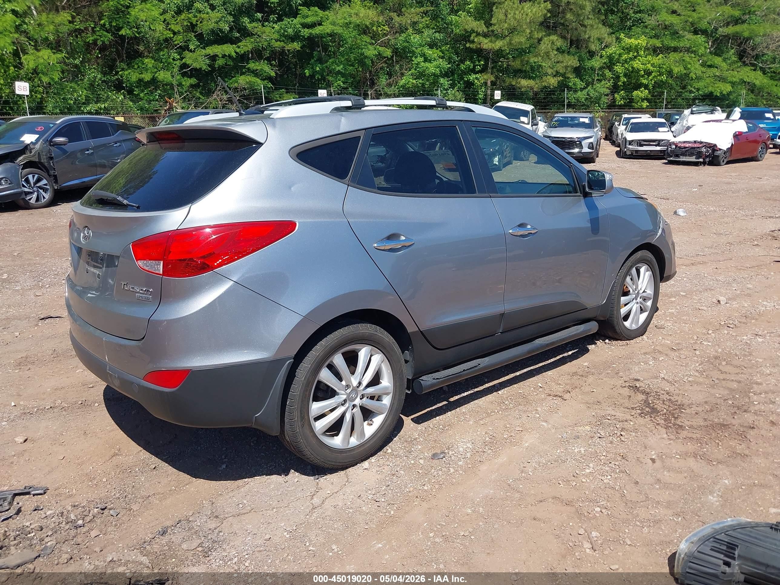 2012 Hyundai Tucson Limited Silver vin: KM8JU3AC6CU447041