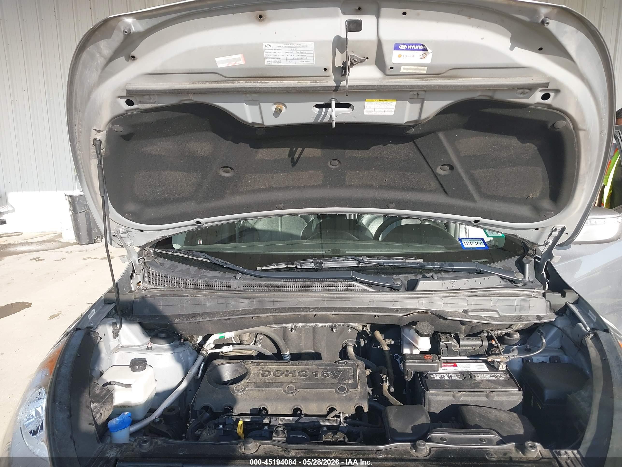 2012 Hyundai Tucson Limited Silver vin: KM8JU3AC6CU490116