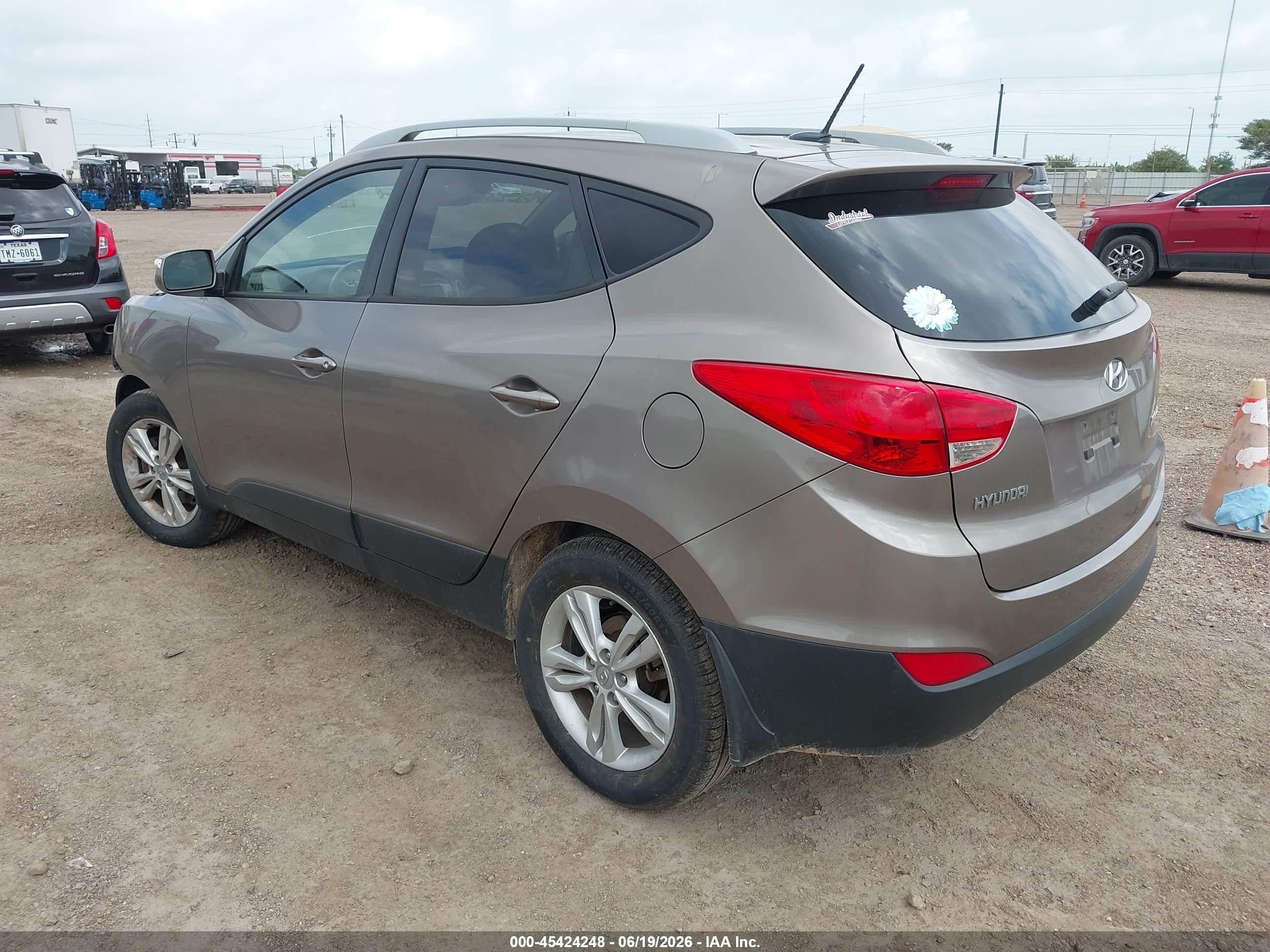 2013 Hyundai Tucson Gls Коричневый vin: KM8JU3AC6DU579931