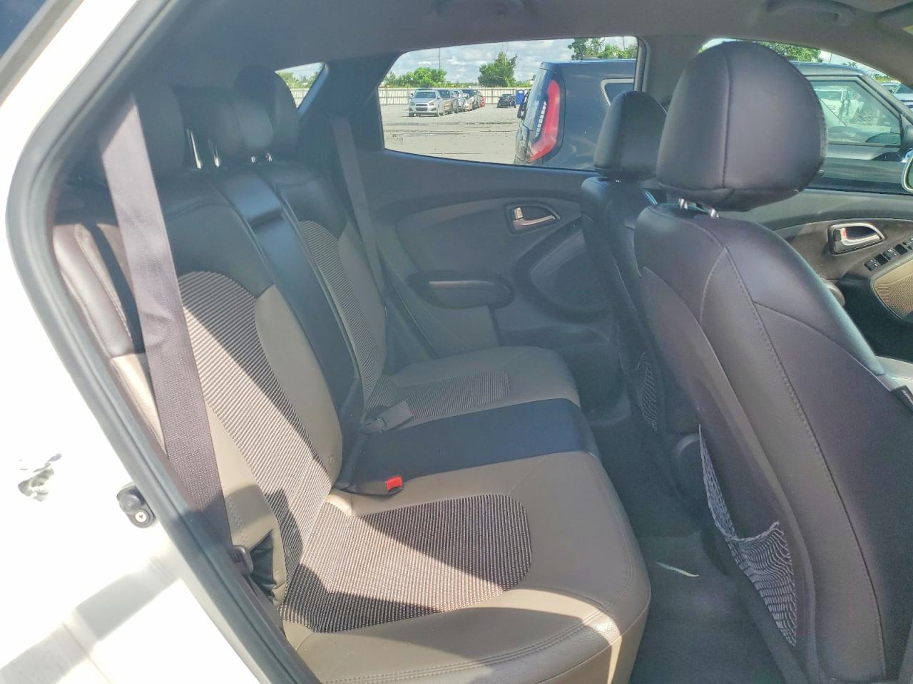 2013 Hyundai Tucson Gls White vin: KM8JU3AC6DU637858