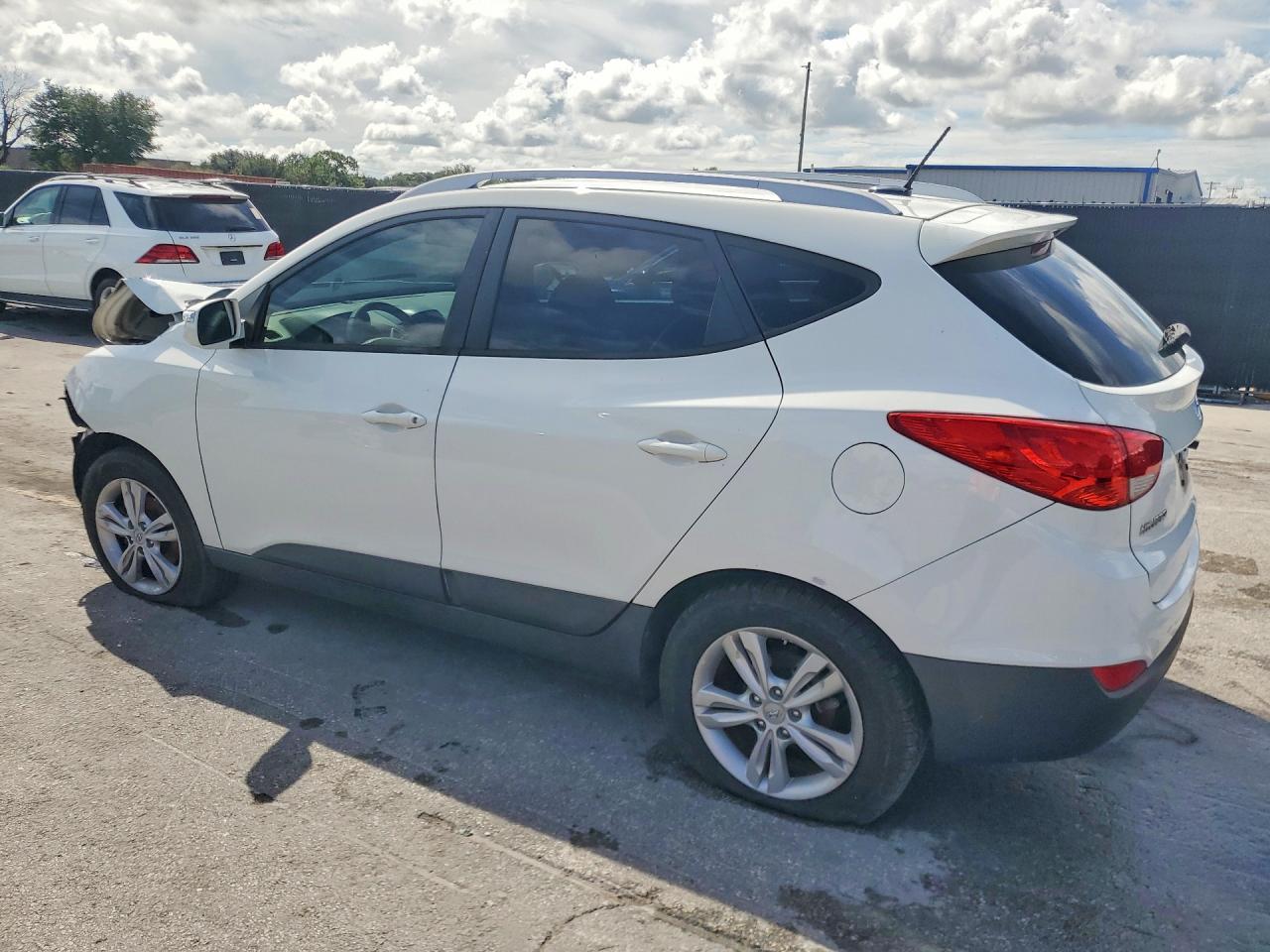 2013 Hyundai Tucson Gls White vin: KM8JU3AC6DU637858