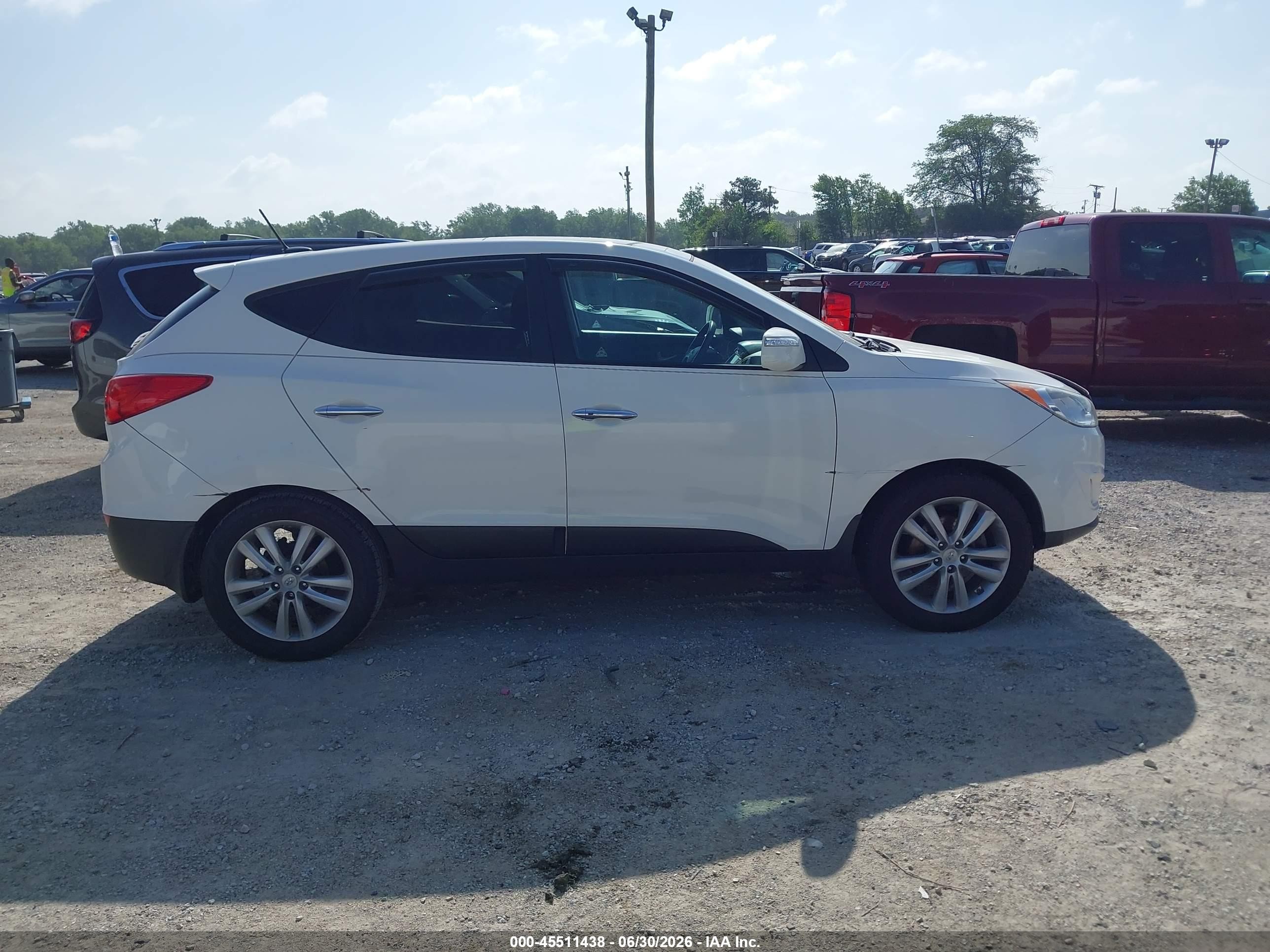 2013 Hyundai Tucson Limited Белый vin: KM8JU3AC6DU685313