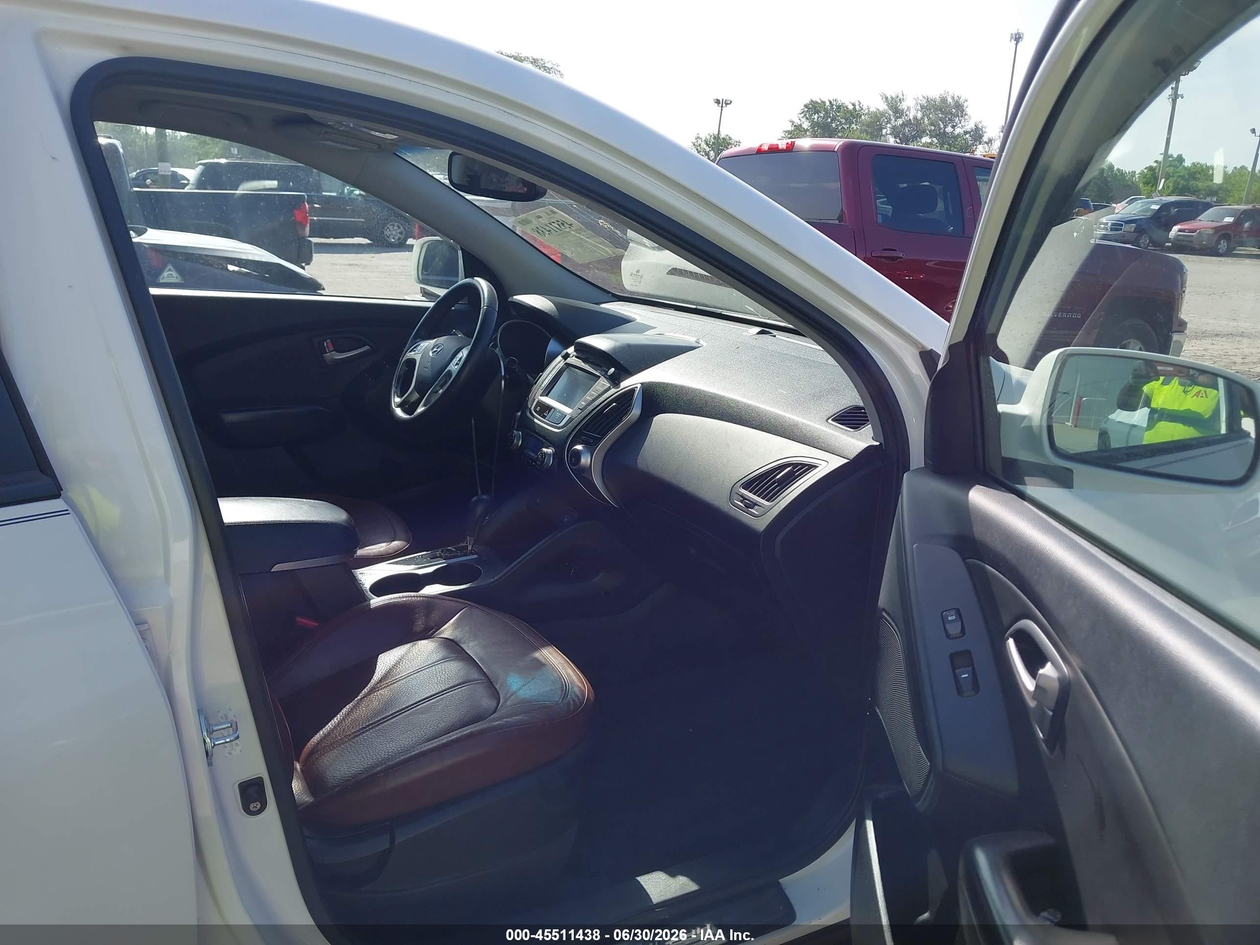 2013 Hyundai Tucson Limited Белый vin: KM8JU3AC6DU685313