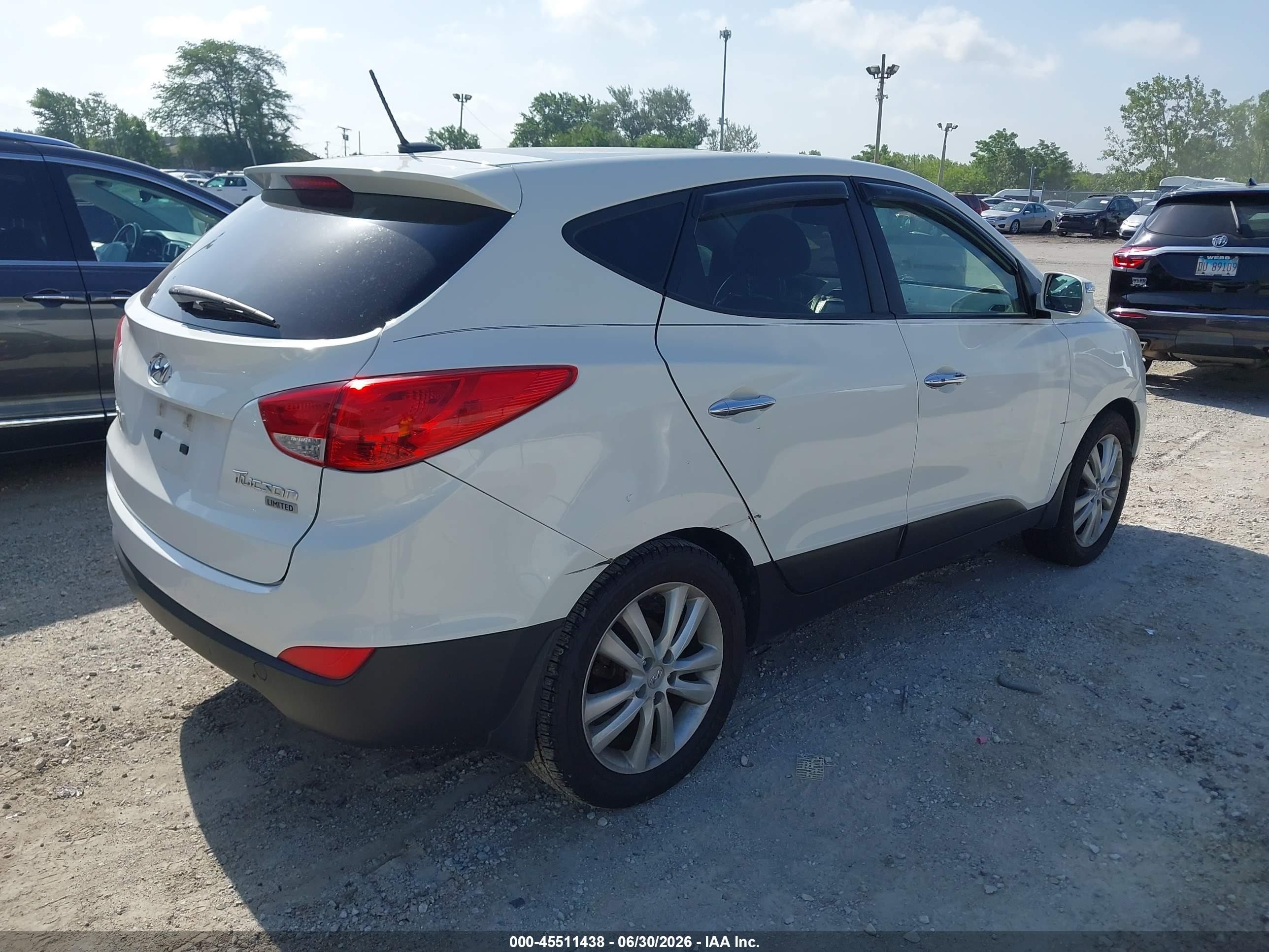 2013 Hyundai Tucson Limited Белый vin: KM8JU3AC6DU685313