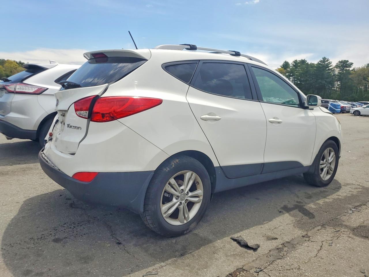 2013 Hyundai Tucson Gls White vin: KM8JU3AC6DU695744