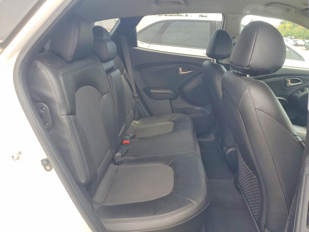 2013 Hyundai Tucson Gls White vin: KM8JU3AC6DU695744