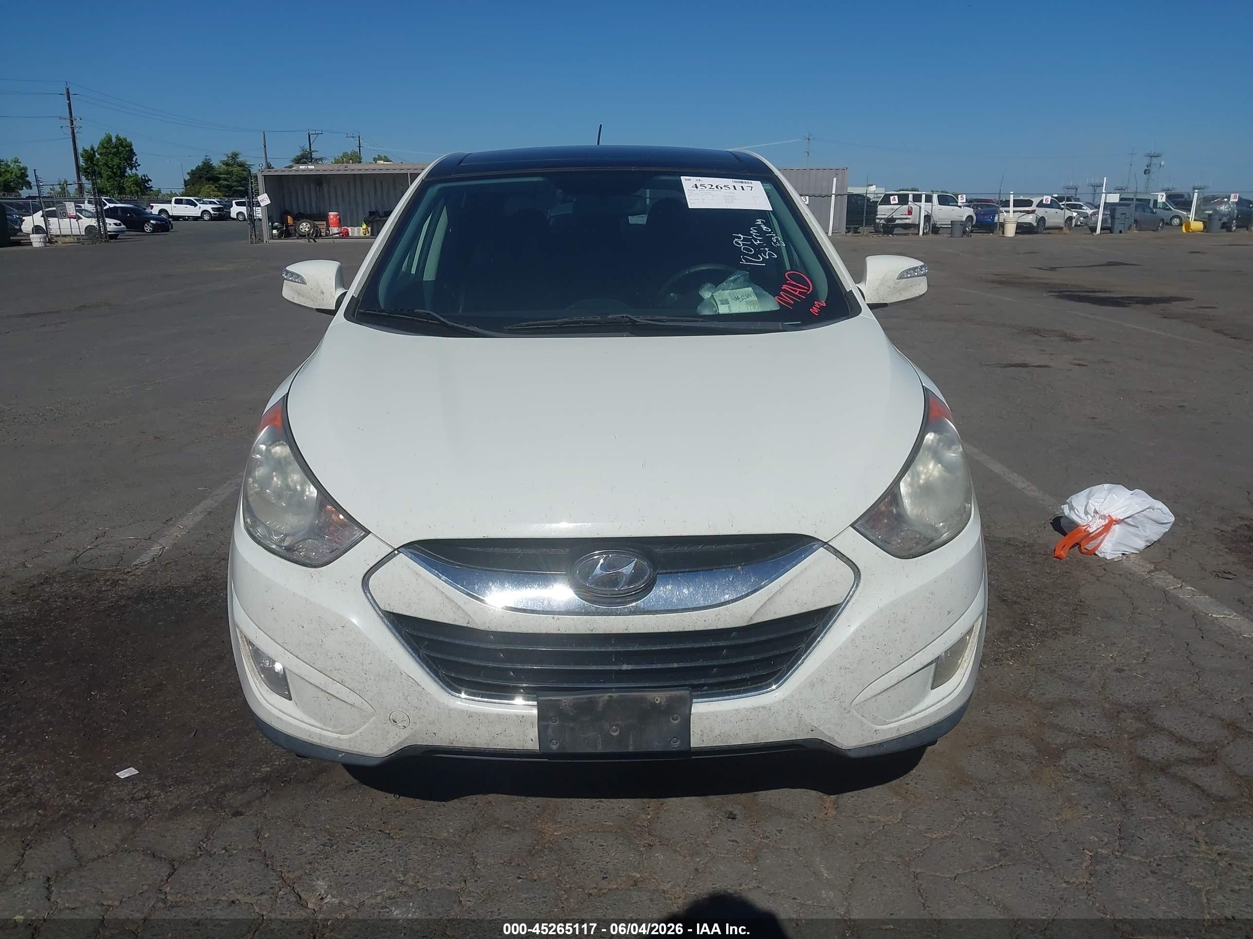 2010 Hyundai Tucson Limited Белый vin: KM8JU3AC7AU064870
