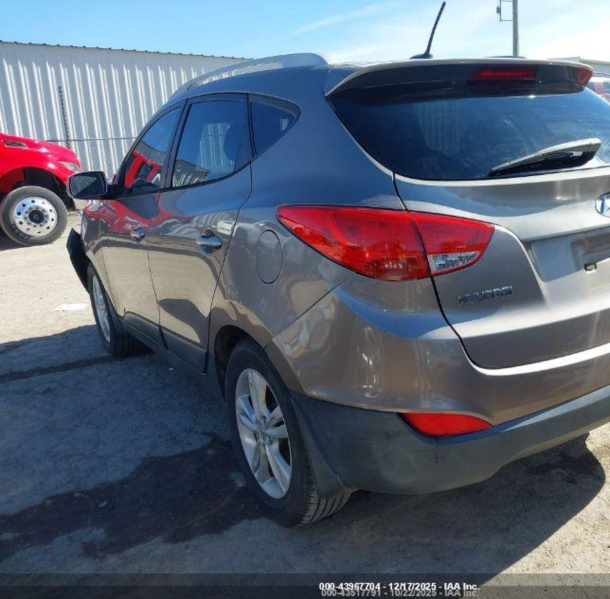 2011 Hyundai Tucson Gls Gray vin: KM8JU3AC7BU125653