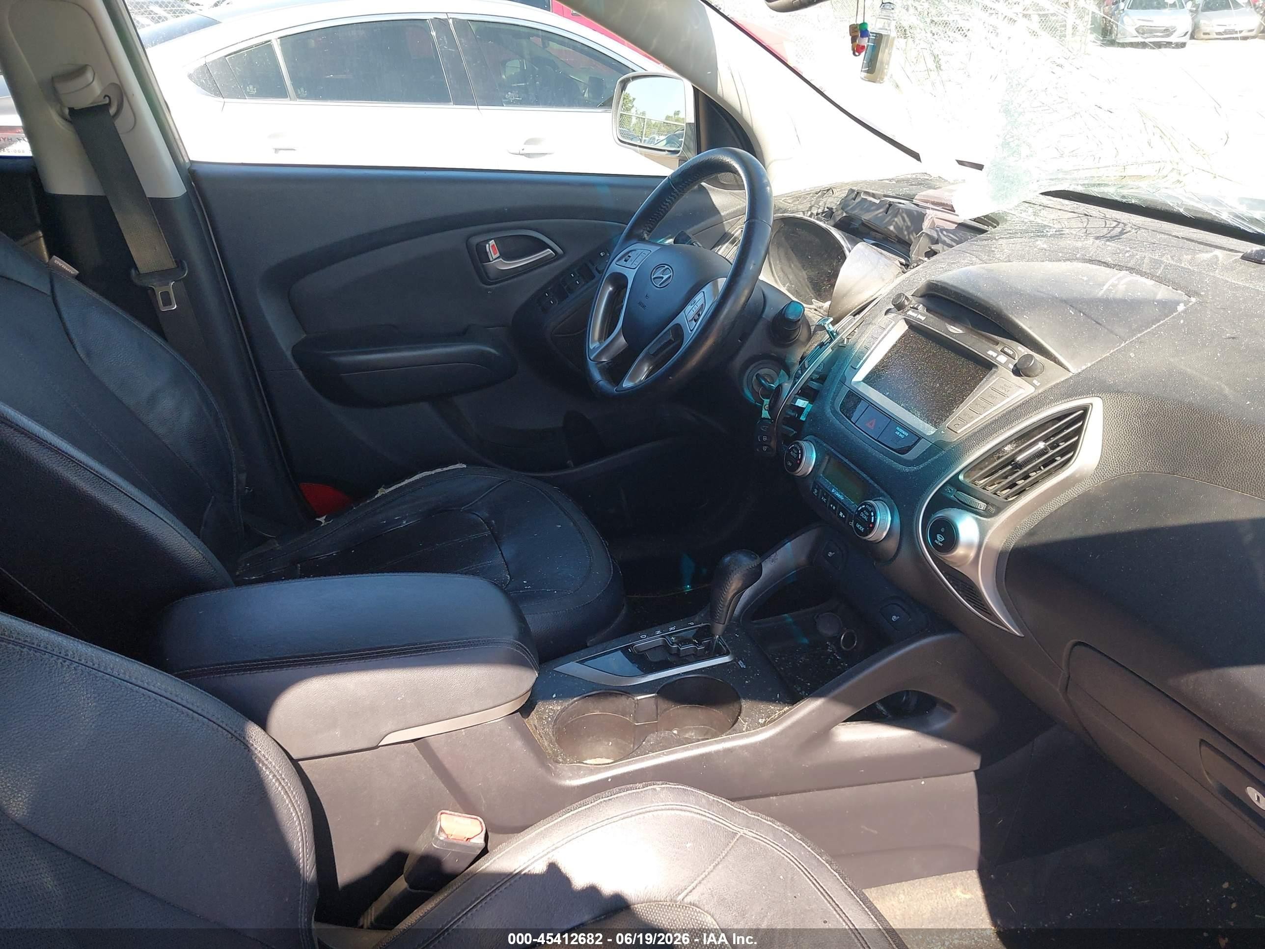 2011 Hyundai Tucson Limited Серый vin: KM8JU3AC7BU170317