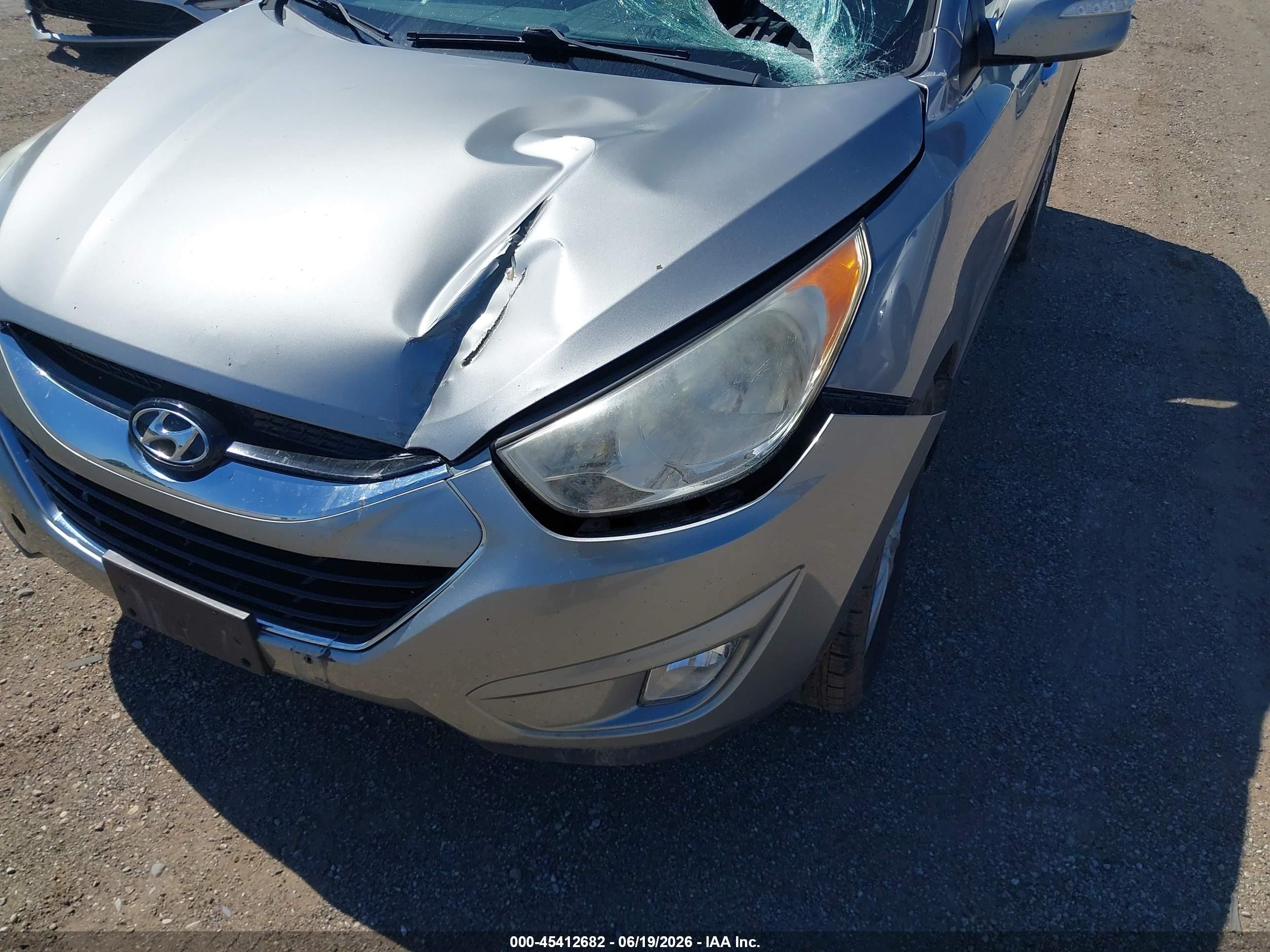 2011 Hyundai Tucson Limited Серый vin: KM8JU3AC7BU170317