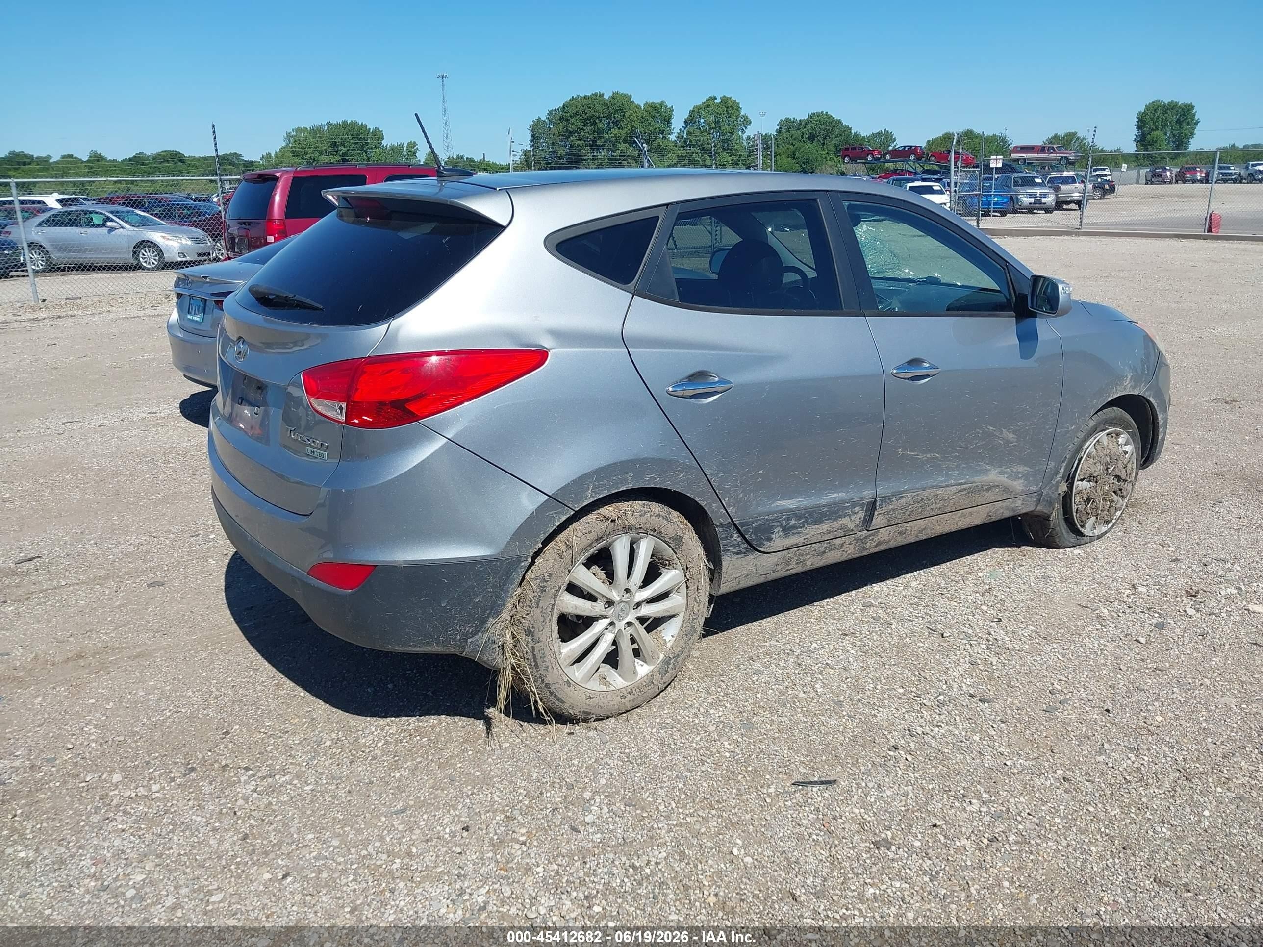 2011 Hyundai Tucson Limited Серый vin: KM8JU3AC7BU170317