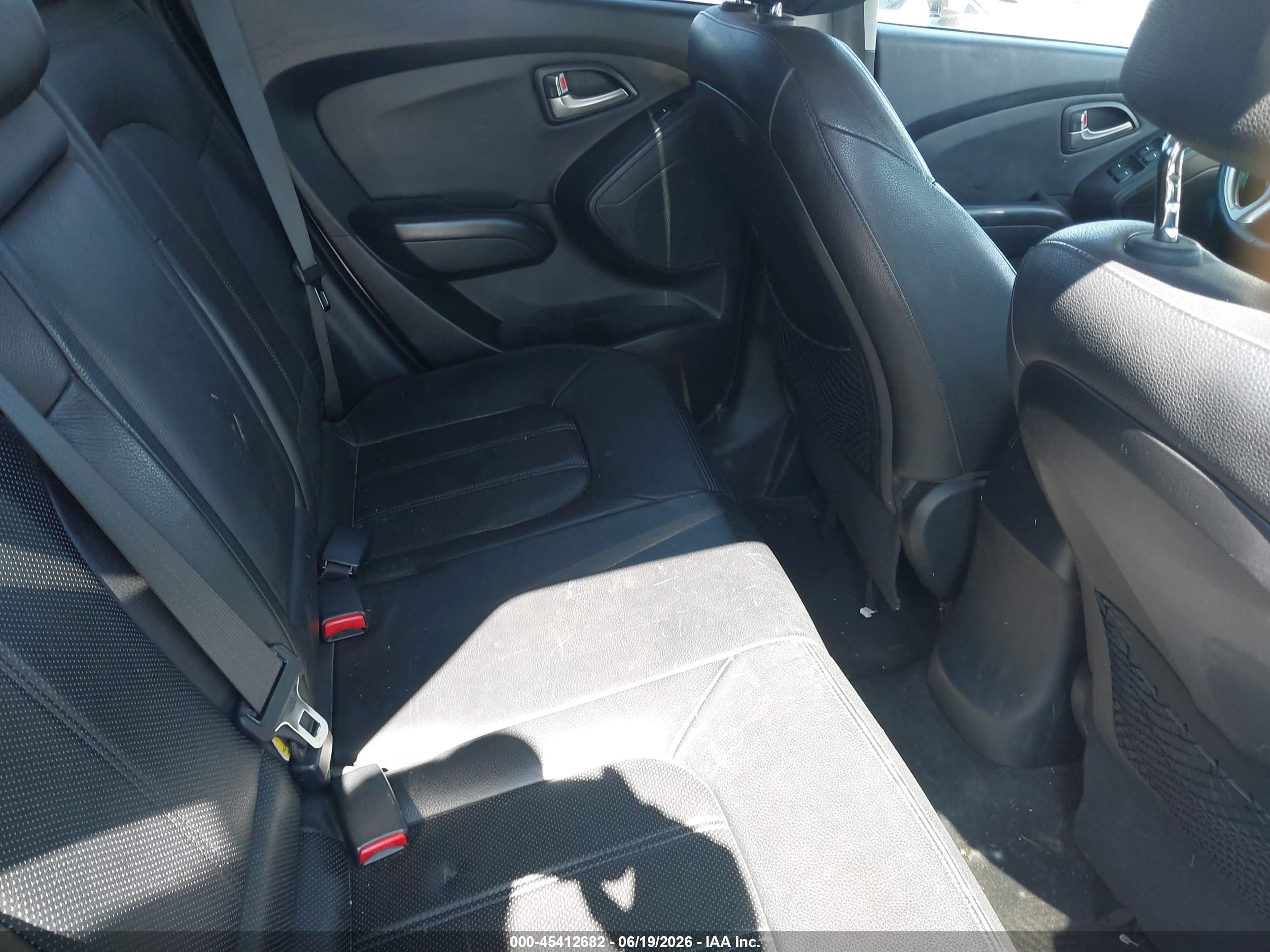 2011 Hyundai Tucson Limited Серый vin: KM8JU3AC7BU170317