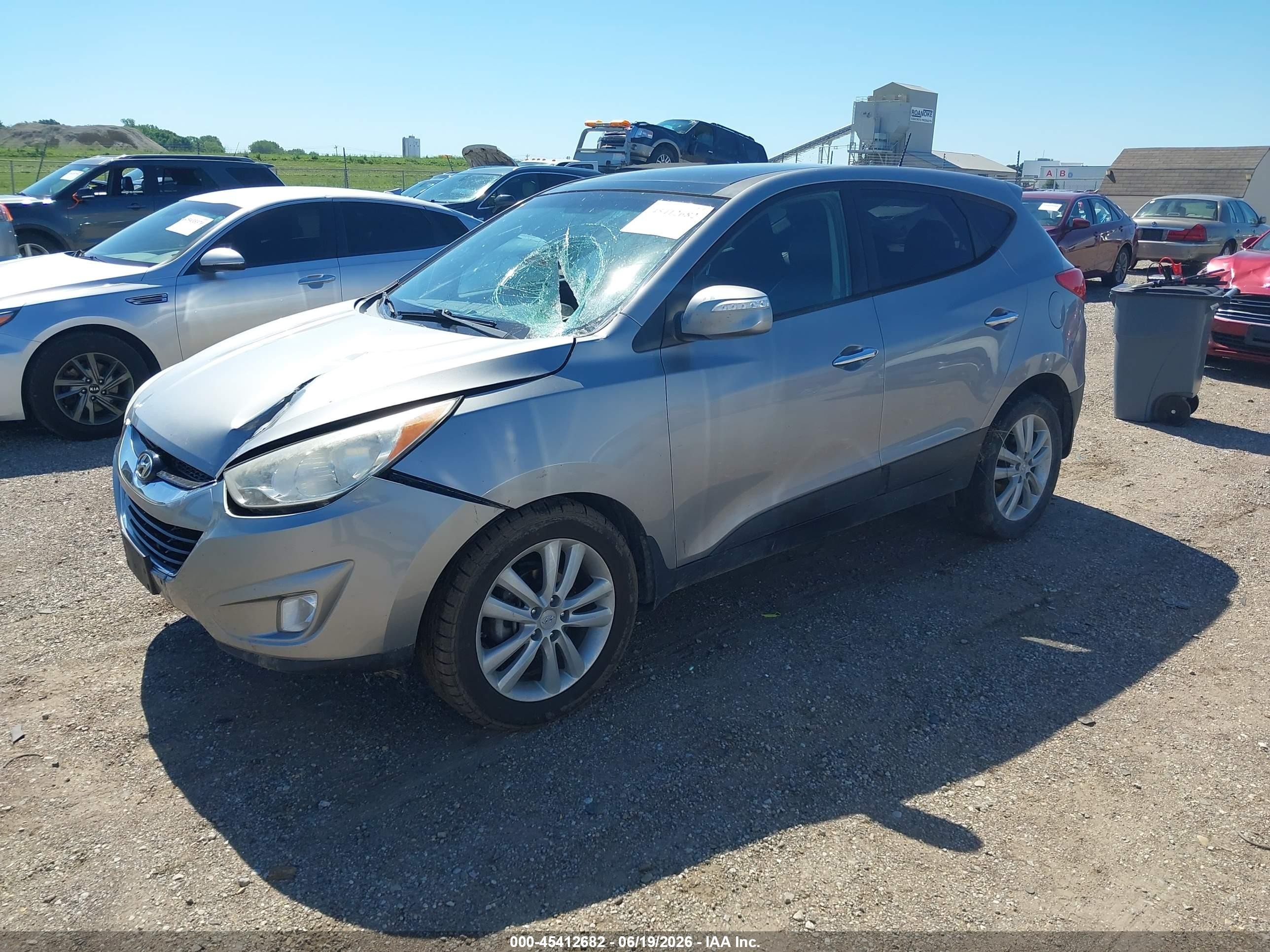 2011 Hyundai Tucson Limited Серый vin: KM8JU3AC7BU170317