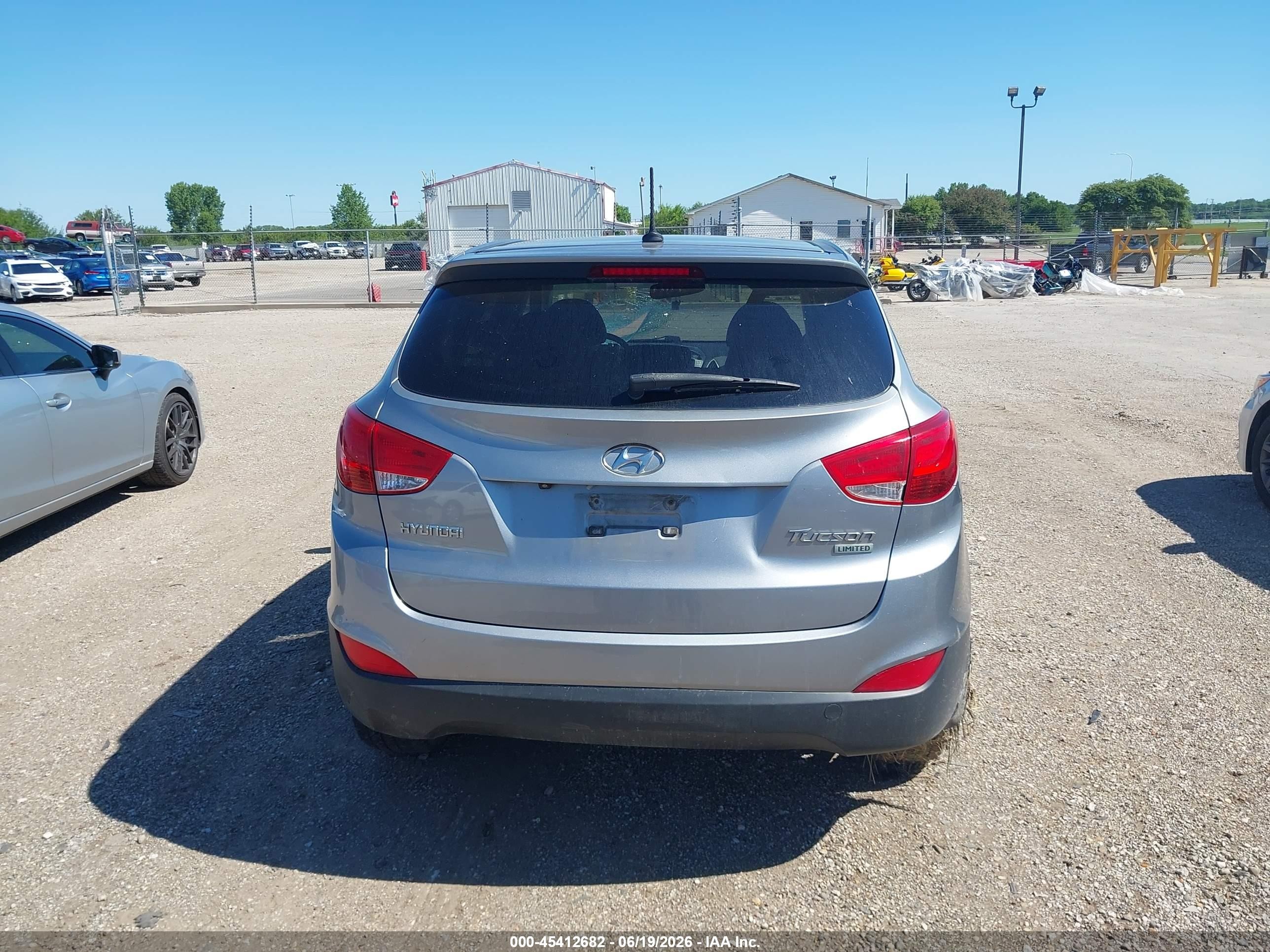 2011 Hyundai Tucson Limited Серый vin: KM8JU3AC7BU170317