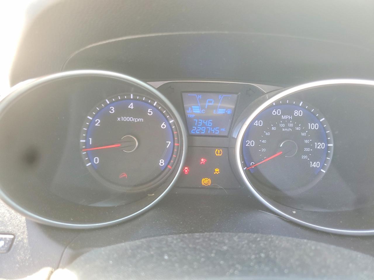 2011 Hyundai Tucson Limited Серебряный vin: KM8JU3AC7BU191555