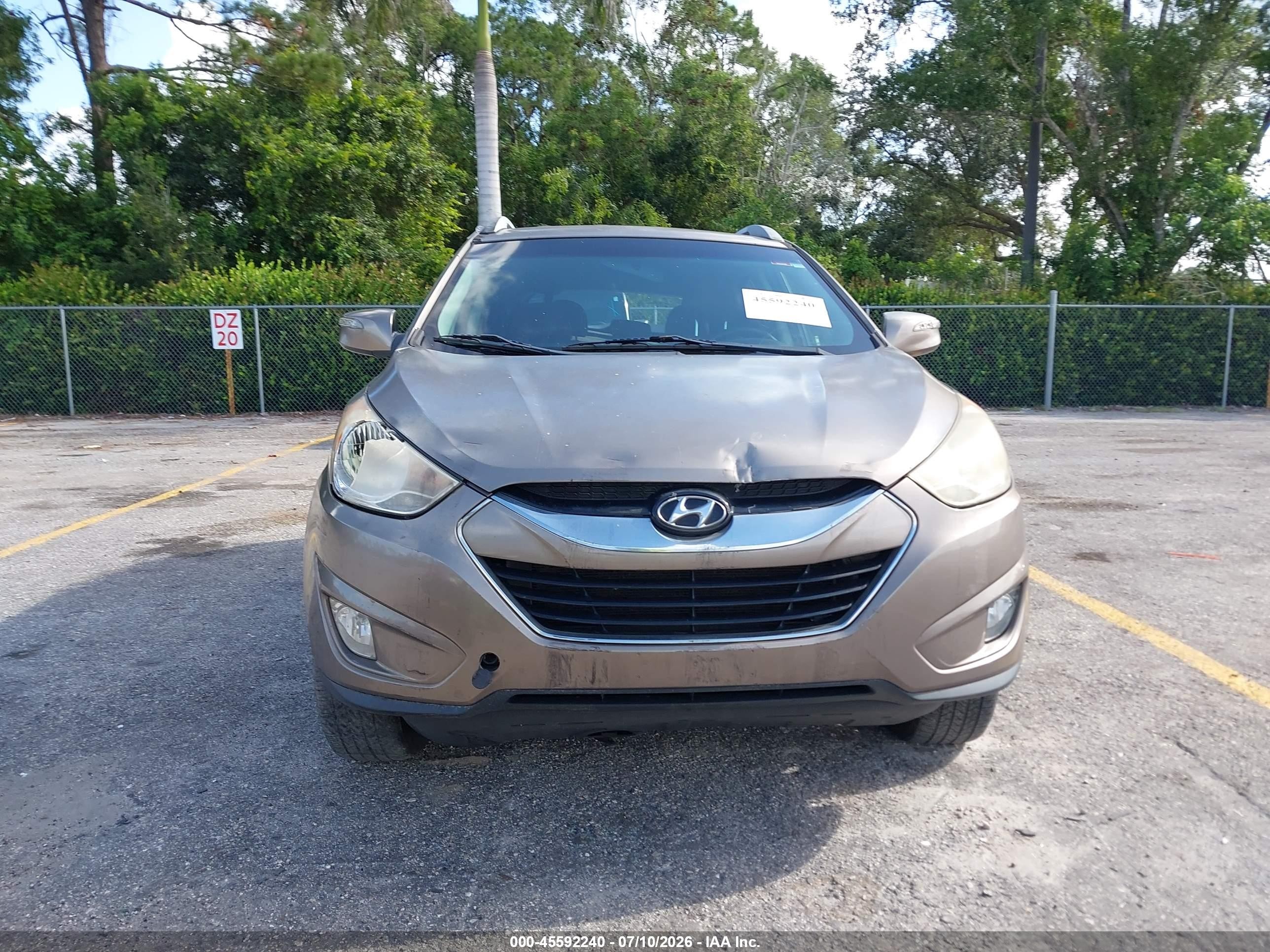 2011 Hyundai Tucson Limited Beige vin: KM8JU3AC7BU297701