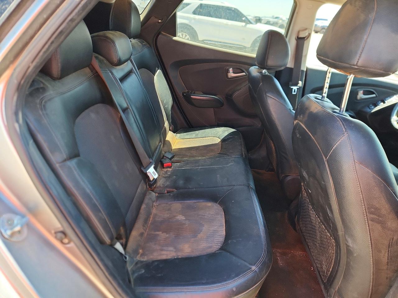 2012 Hyundai Tucson Gls Silver vin: KM8JU3AC7CU340192