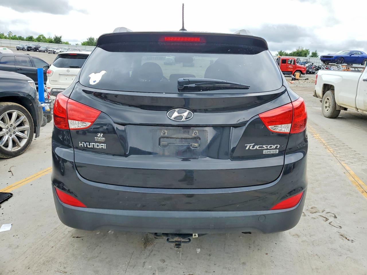2012 Hyundai Tucson Черный vin: KM8JU3AC7CU354058