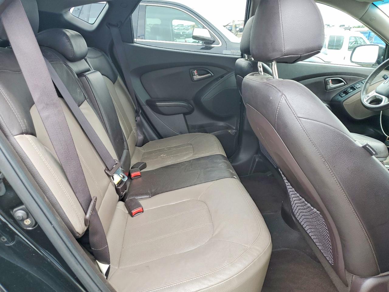2012 Hyundai Tucson Черный vin: KM8JU3AC7CU354058