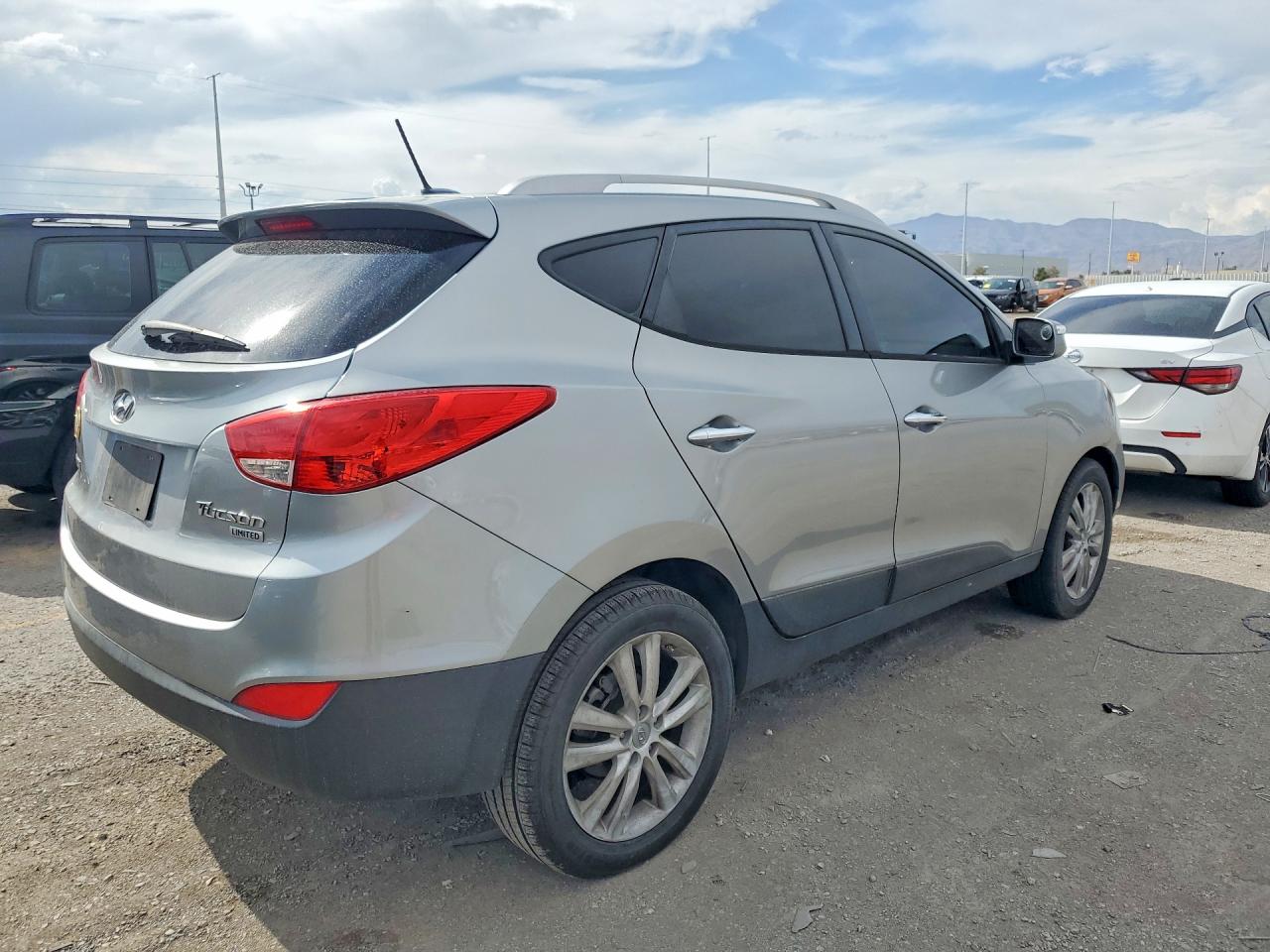 2012 Hyundai Tucson Limited Gray vin: KM8JU3AC7CU362385