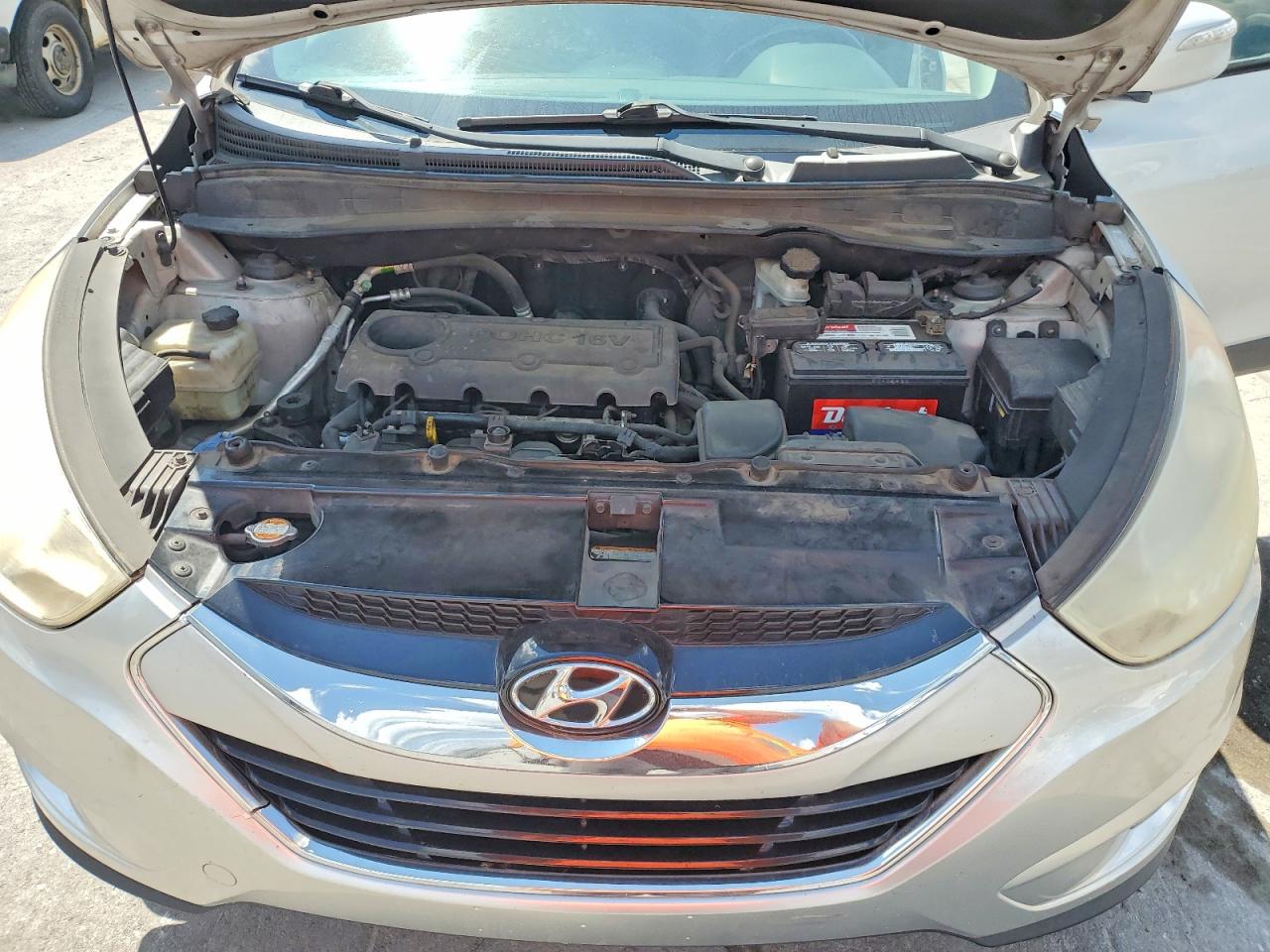 2012 Hyundai Tucson Limited Silver vin: KM8JU3AC7CU379316