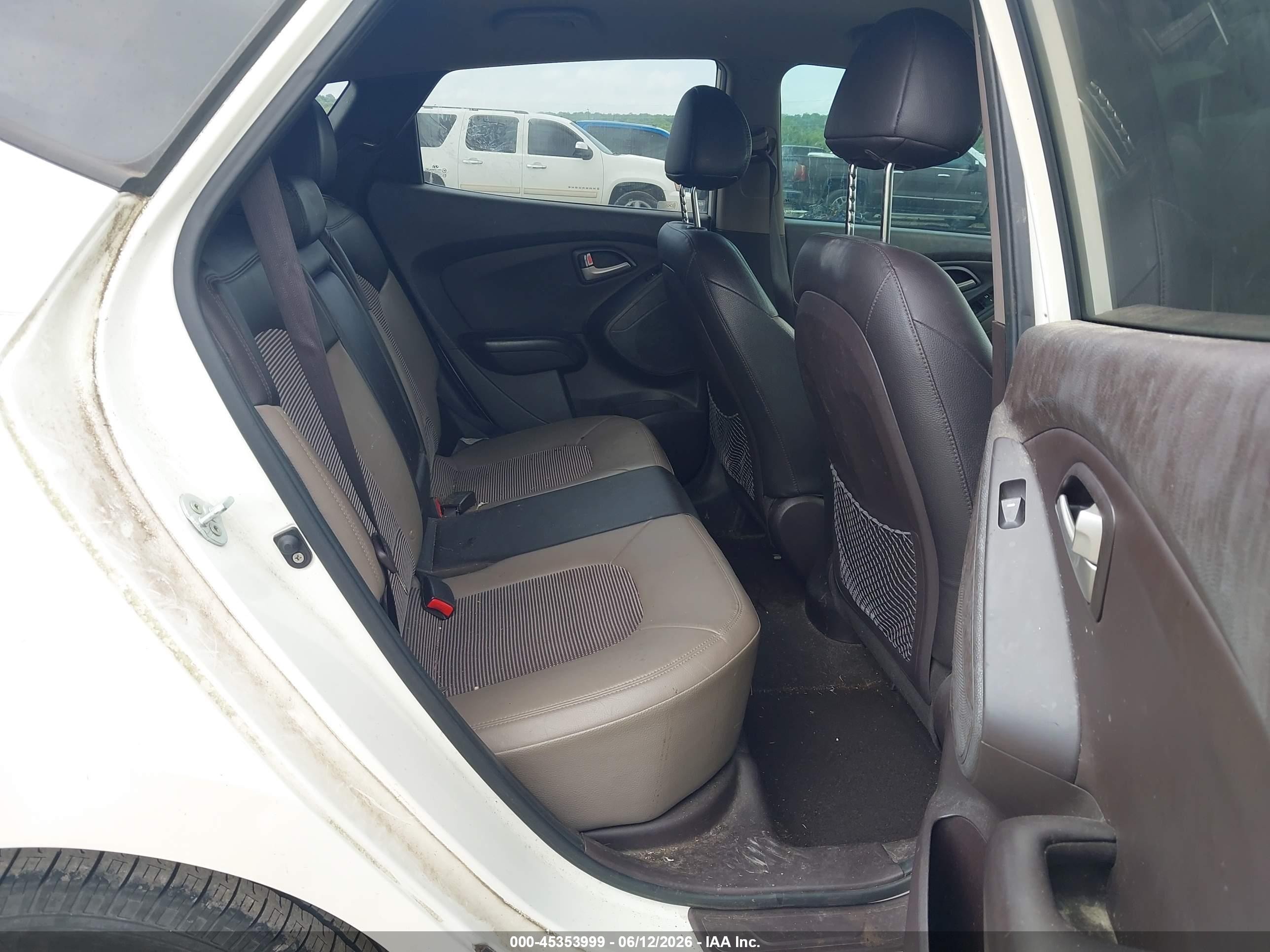 2012 Hyundai Tucson Gls White vin: KM8JU3AC7CU489038