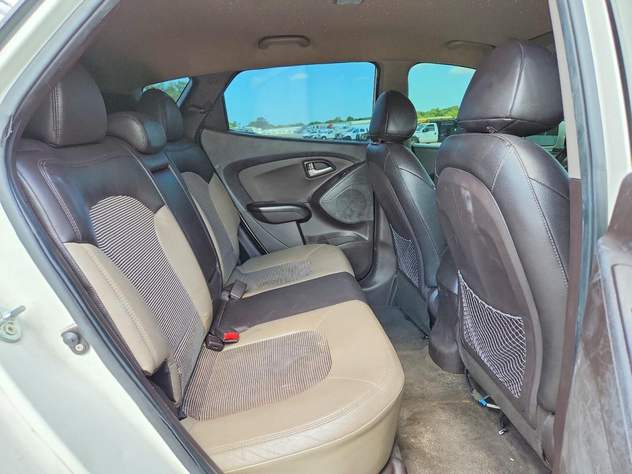 2013 Hyundai Tucson Gls White vin: KM8JU3AC7DU560515