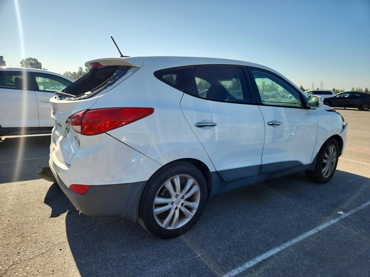 2013 Hyundai Tucson Limited White vin: KM8JU3AC7DU716178