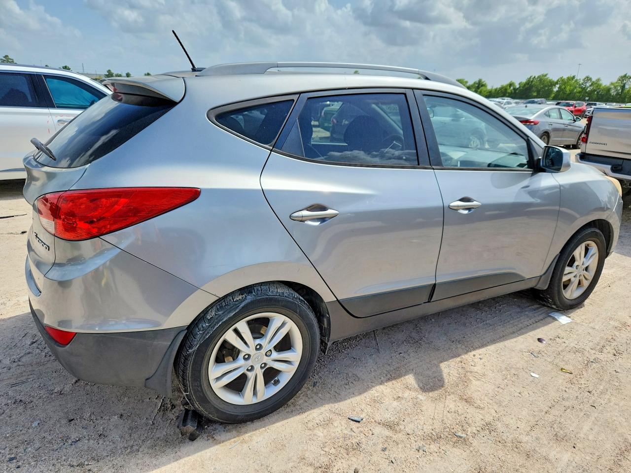 2011 Hyundai Tucson Gls Серебряный vin: KM8JU3AC8BU147726