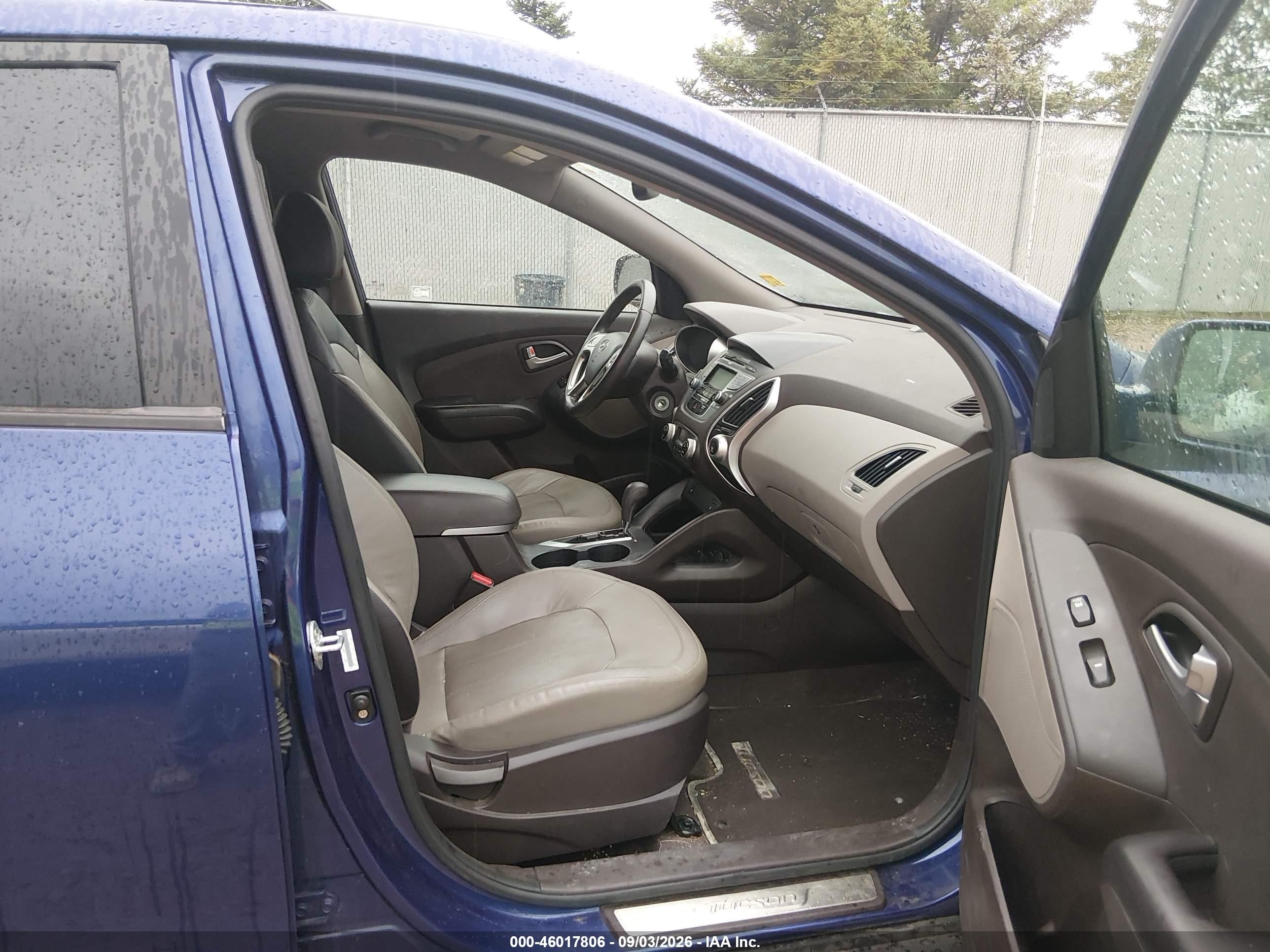 2011 Hyundai Tucson Limited Синий vin: KM8JU3AC8BU294953