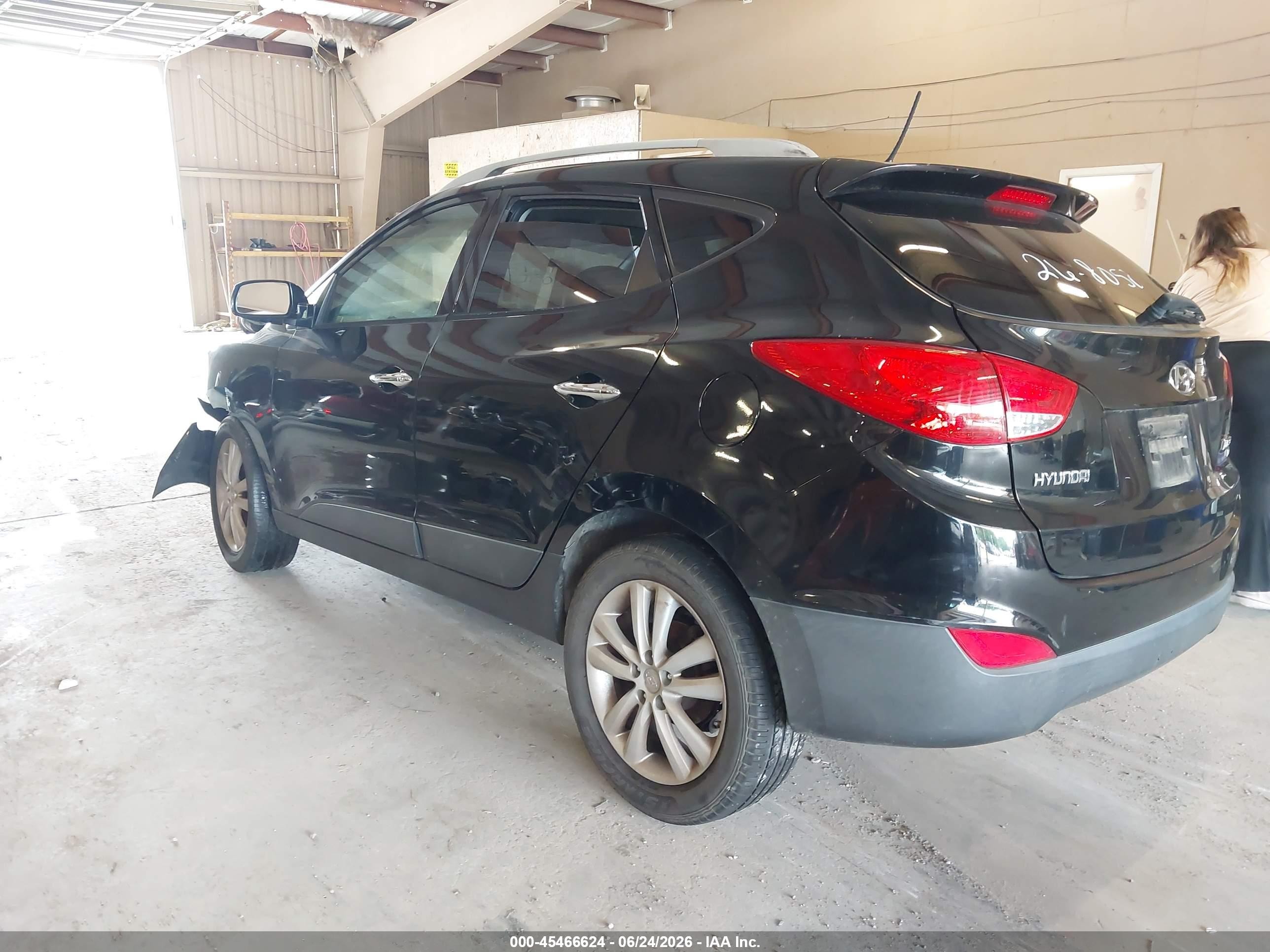 2011 Hyundai Tucson Limited Black vin: KM8JU3AC8BU295004