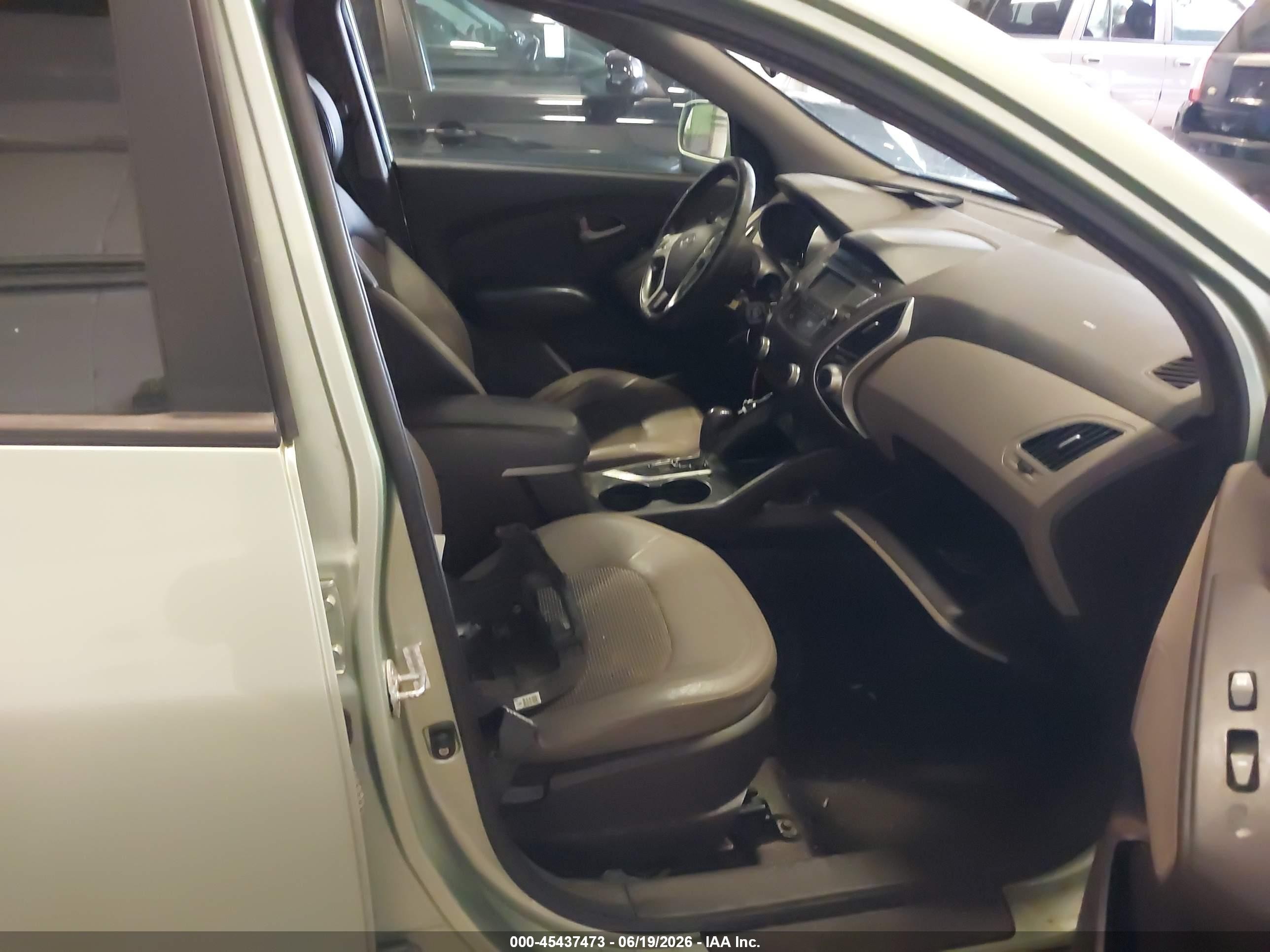 2012 Hyundai Tucson Gls Зеленый vin: KM8JU3AC8CU370561