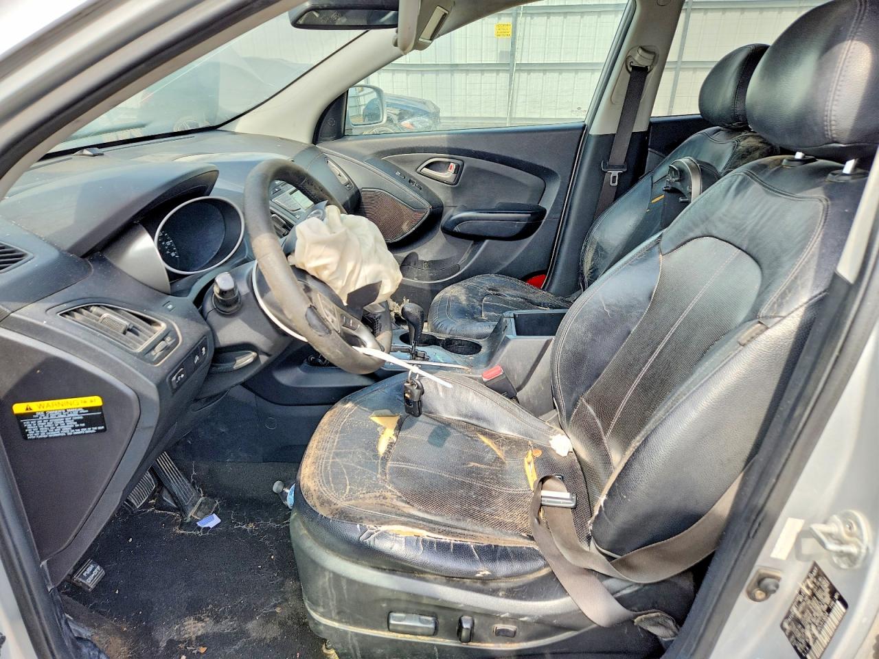 2012 Hyundai Tucson Limited Silver vin: KM8JU3AC8CU513024