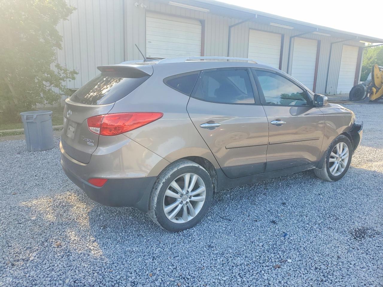 2013 Hyundai Tucson Limited Gray vin: KM8JU3AC8DU559860