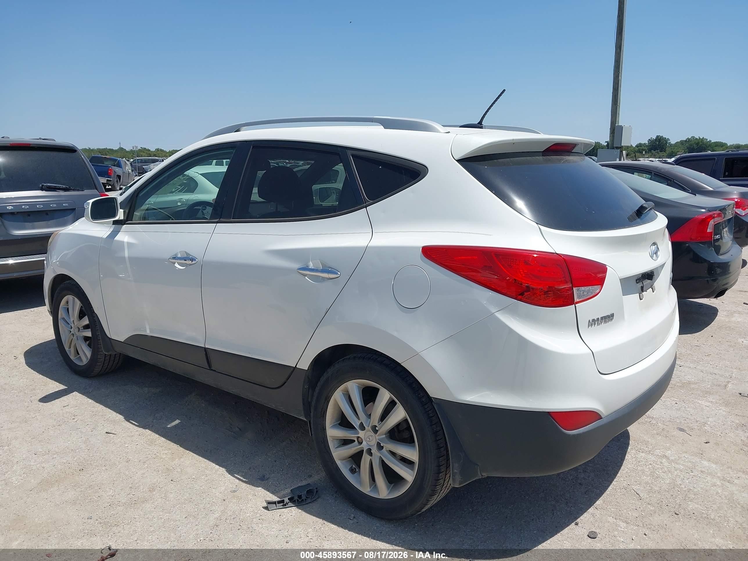 2013 Hyundai Tucson Limited White vin: KM8JU3AC8DU683093