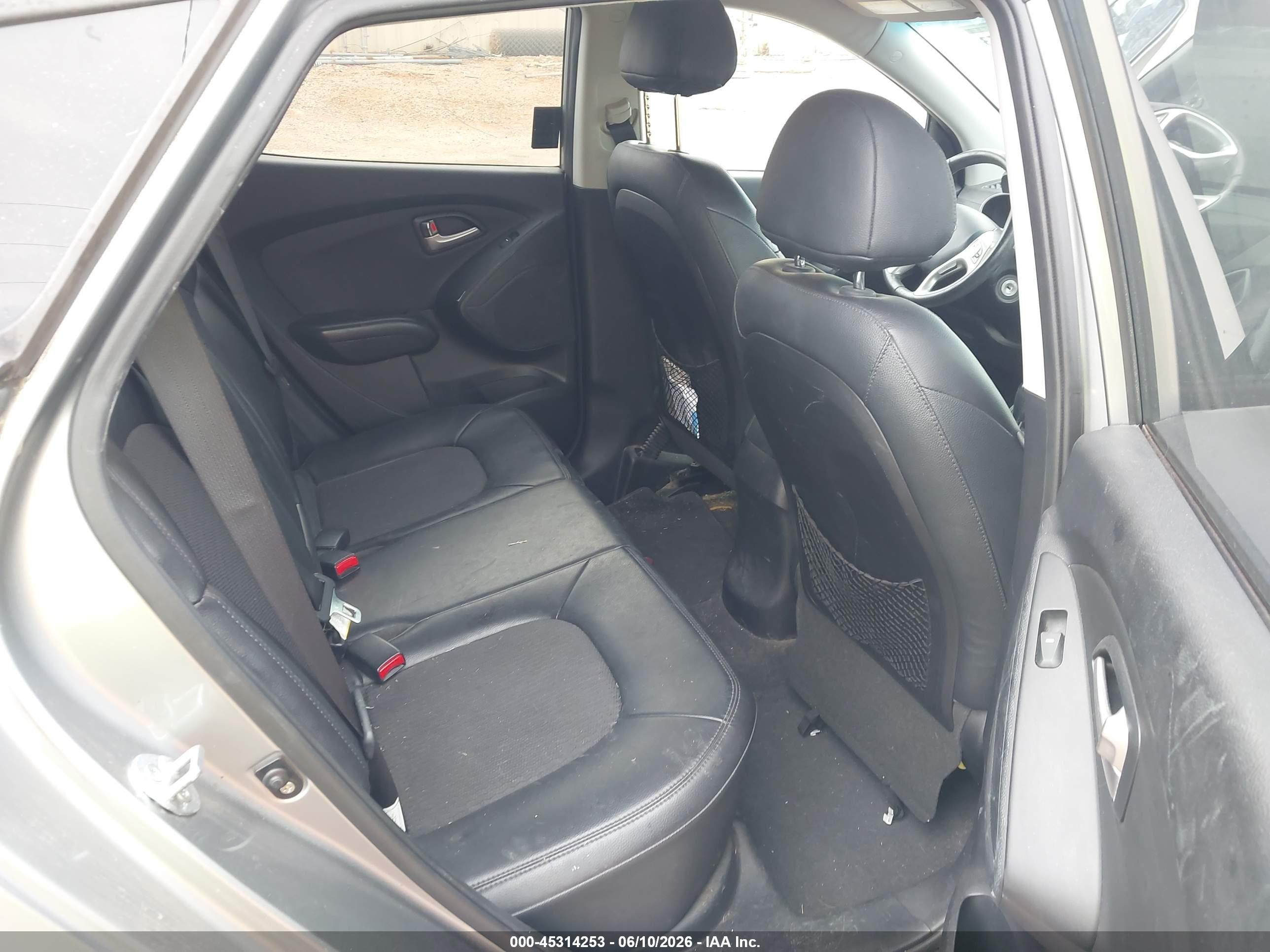 2013 Hyundai Tucson Gls Silver vin: KM8JU3AC8DU765793