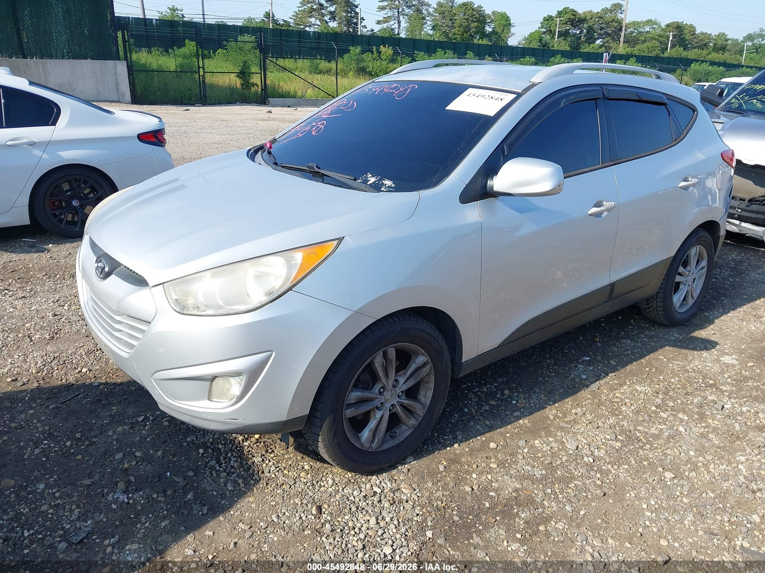 2010 Hyundai Tucson Gls Серый vin: KM8JU3AC9AU044328