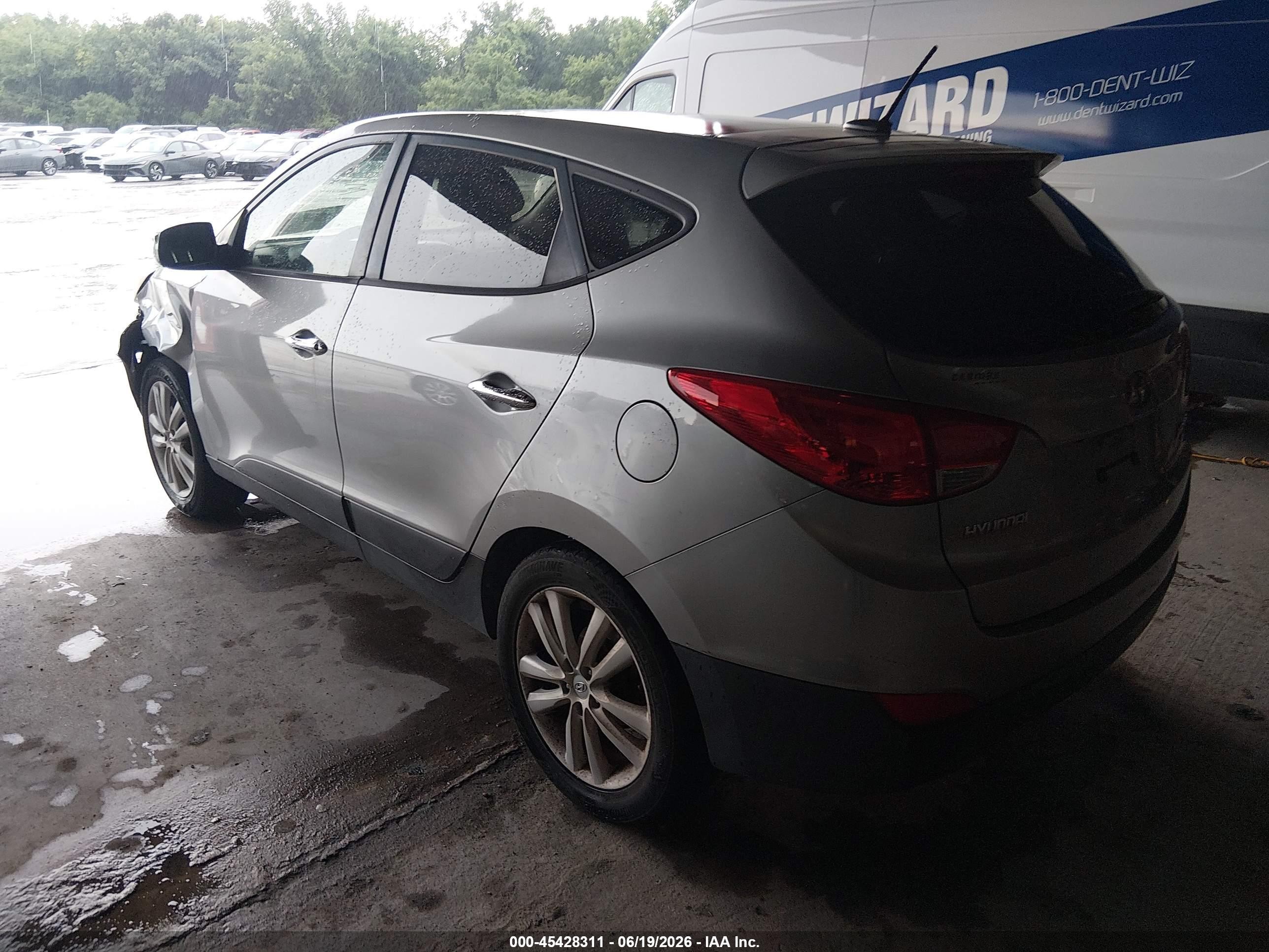 2010 Hyundai Tucson Limited Серый vin: KM8JU3AC9AU052378