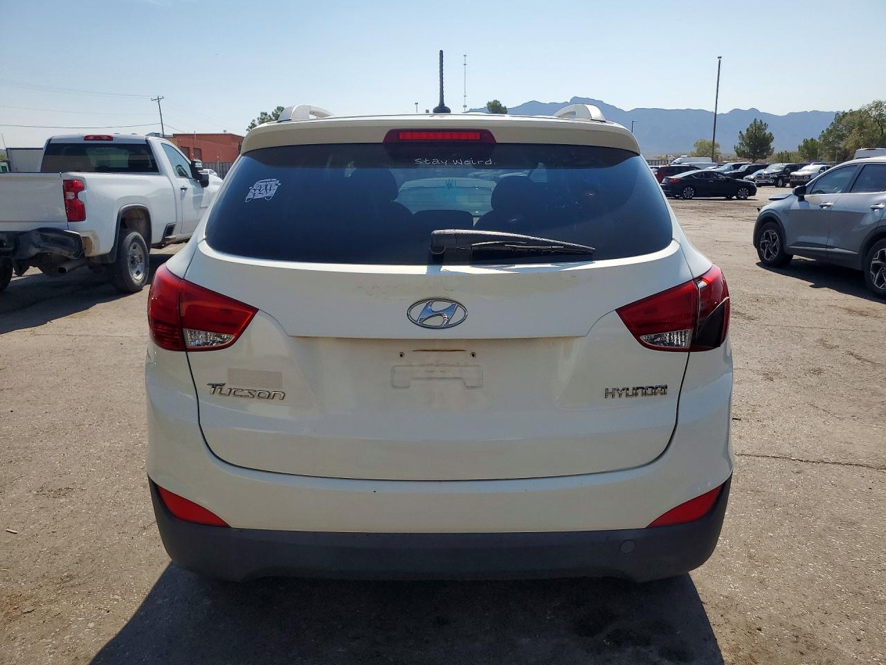 2010 Hyundai Tucson Gls Белый vin: KM8JU3AC9AU096395